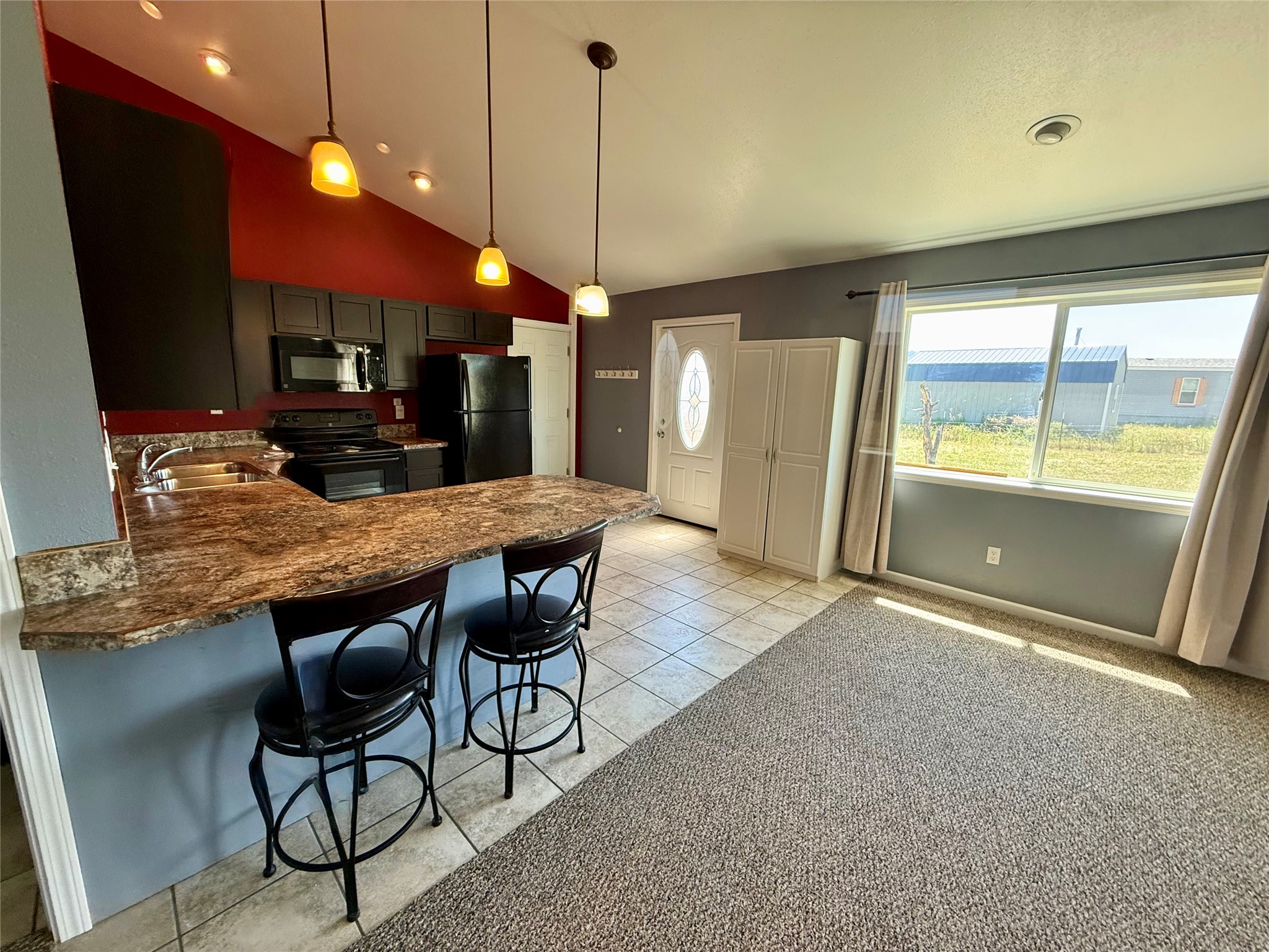 317 3rd Street S Property Photo 8