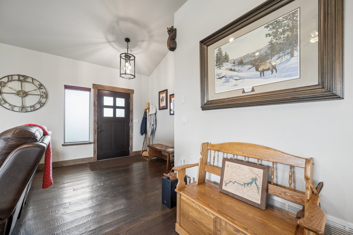 1620 Moon Bow Loop Property Photo 6