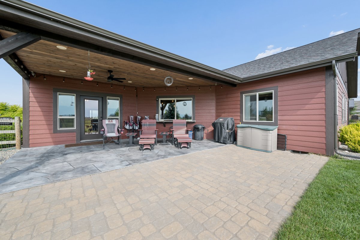 1620 Moon Bow Loop Property Photo 26