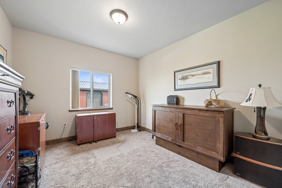 1620 Moon Bow Loop Property Photo 29