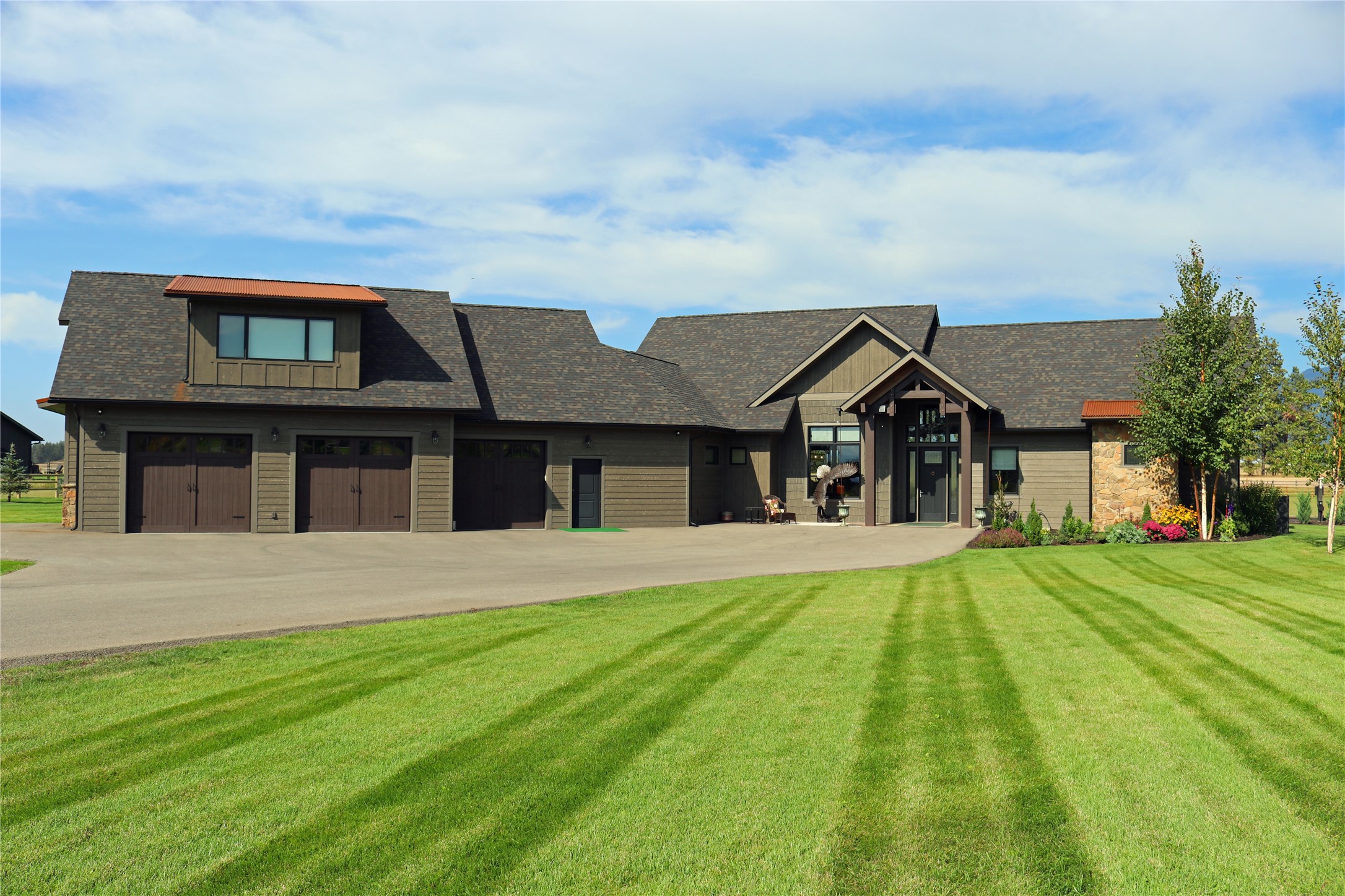 660 Sweetgrass Ranch Road Property Photo 2