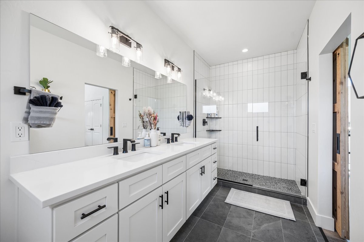 258 Opal Drive B15 Property Photo 35