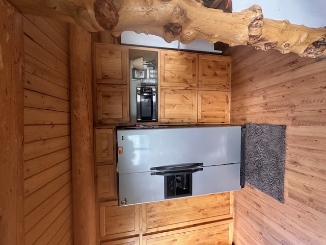 695 Steep Creek Road Property Photo 25