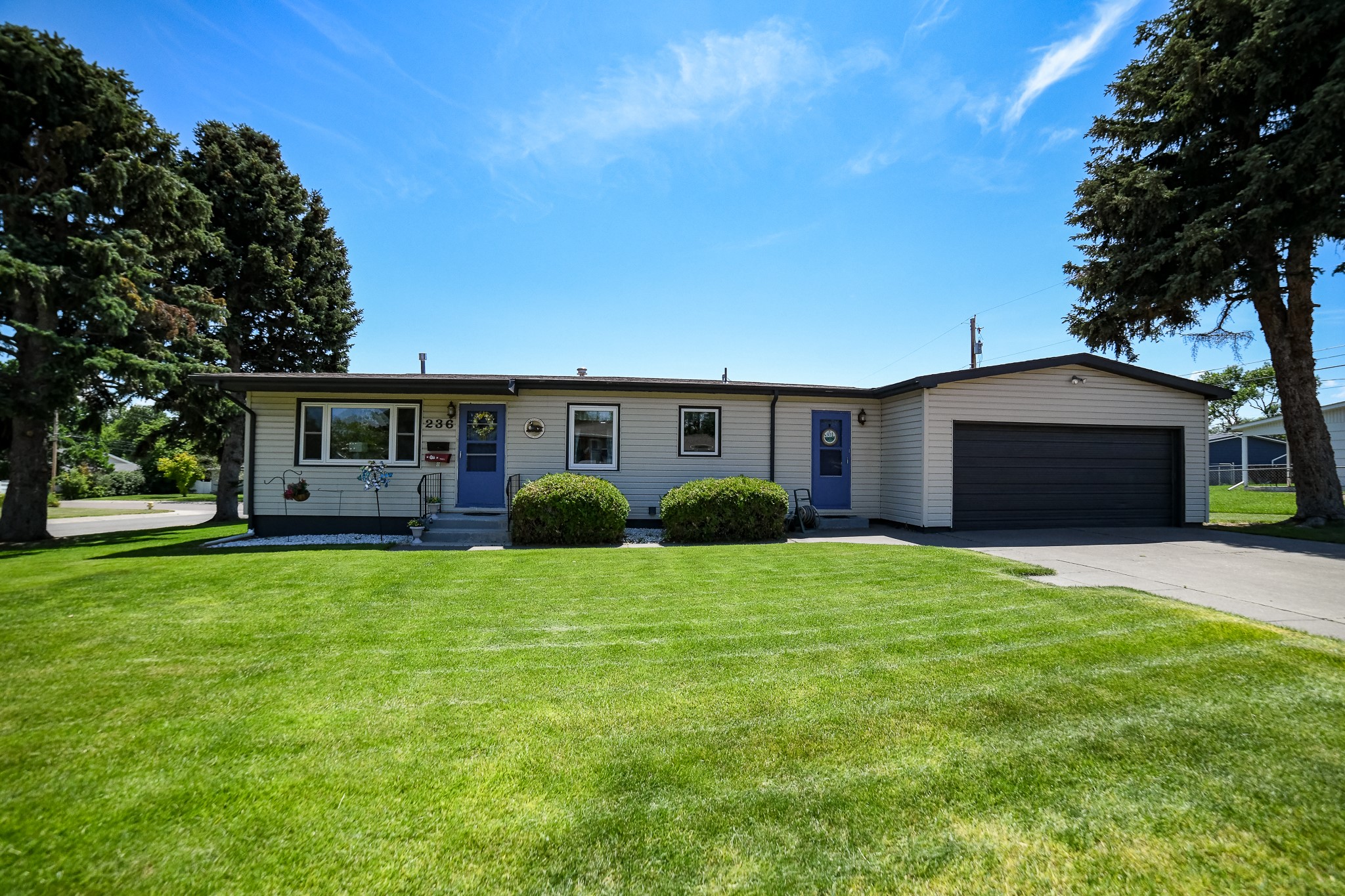 236 Riverview Boulevard Property Photo 1
