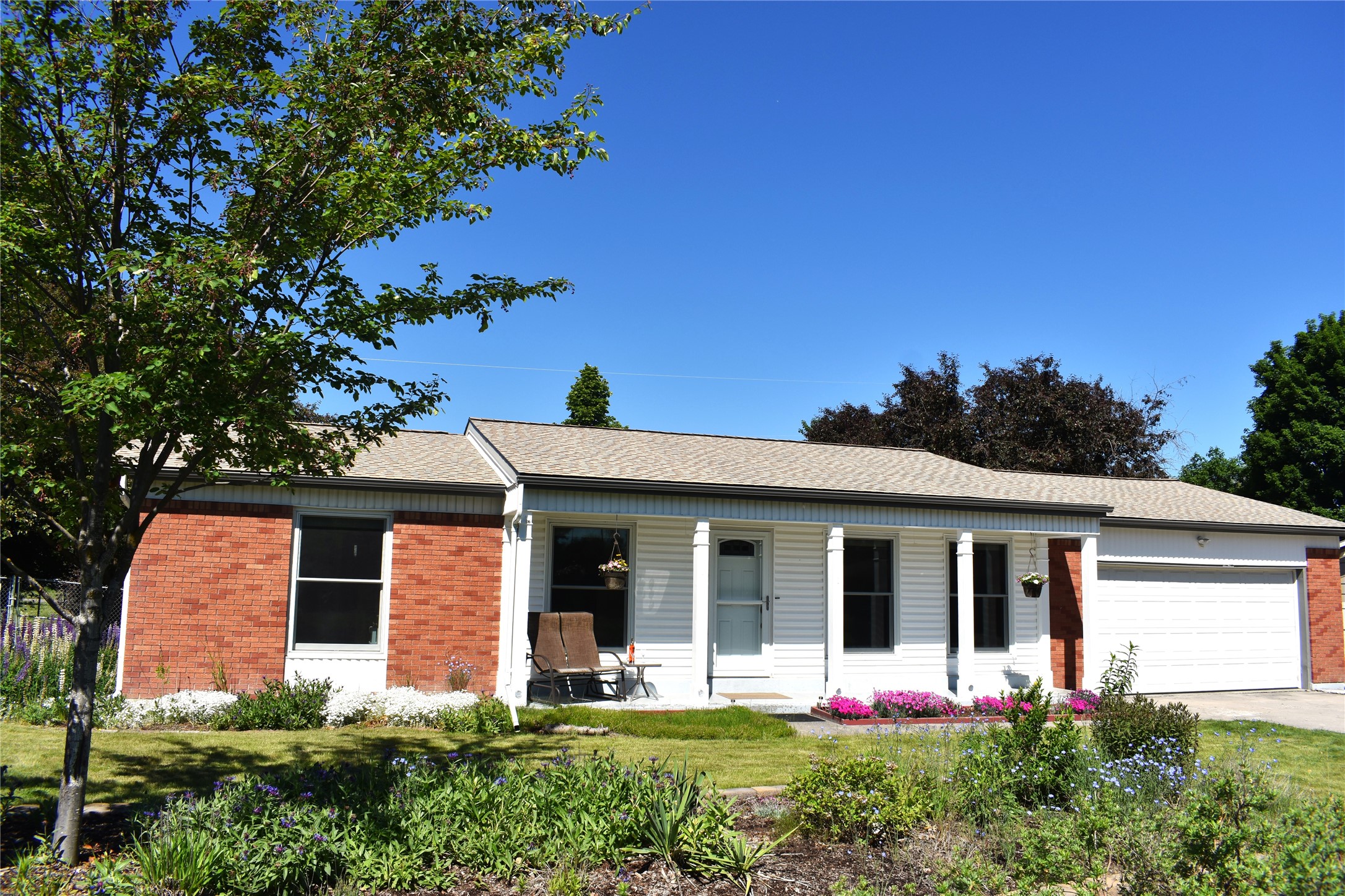 1731 Humble Road Property Photo 1
