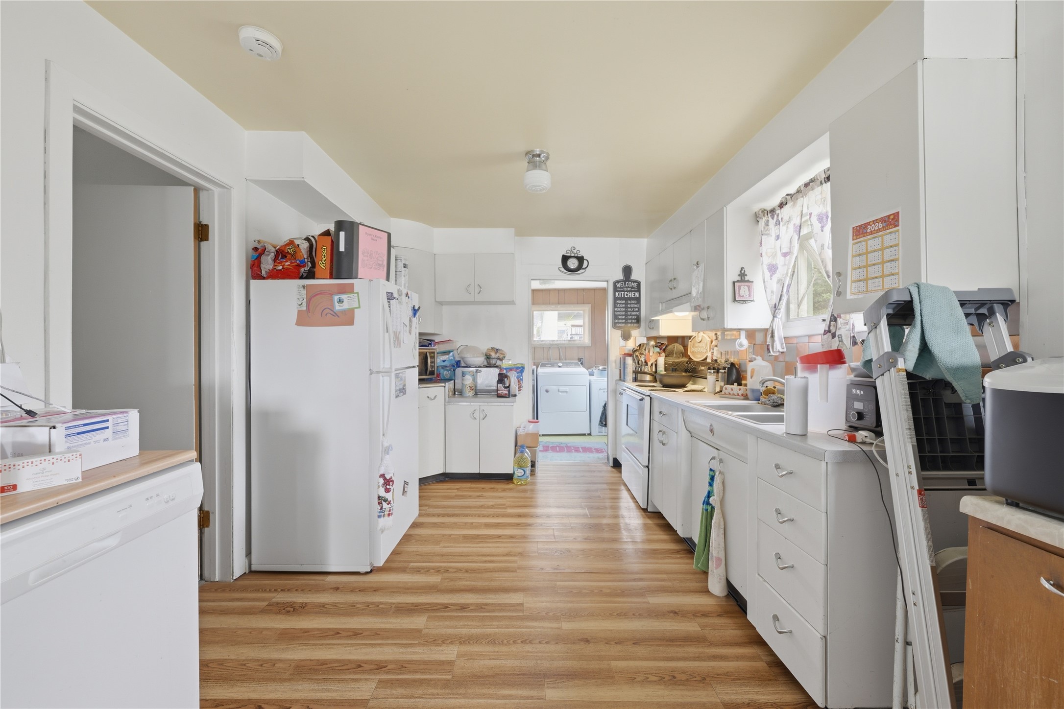 608/610 Ash Street Property Photo 4