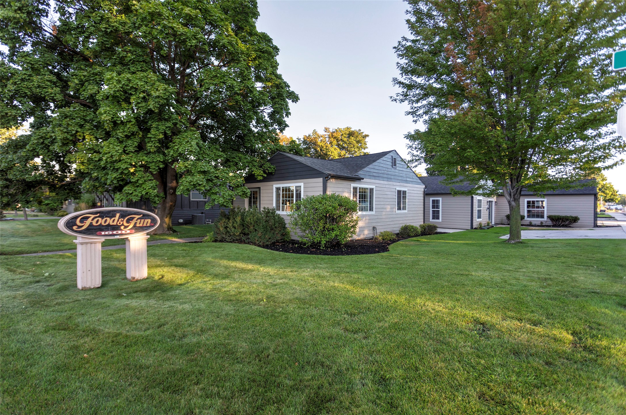 1600 South Avenue W Property Photo 2