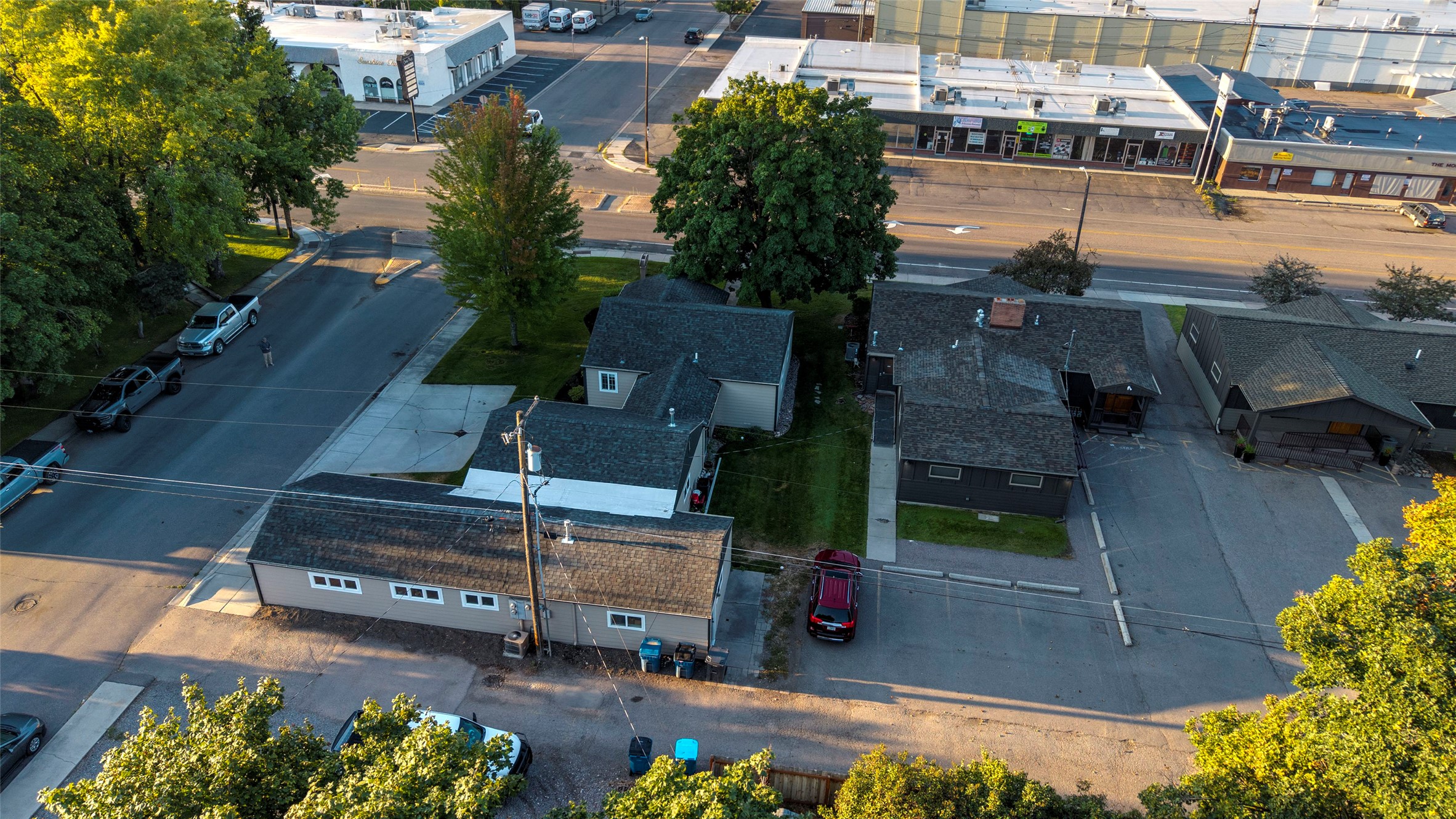 1600 South Avenue W Property Photo 6