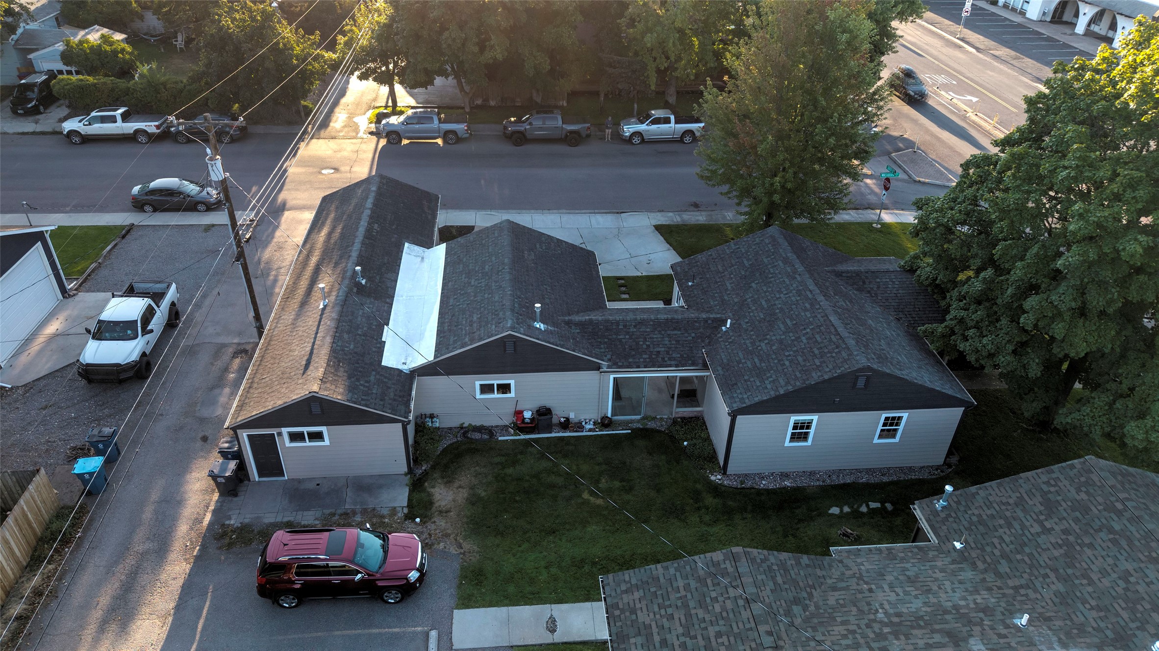 1600 South Avenue W Property Photo 9