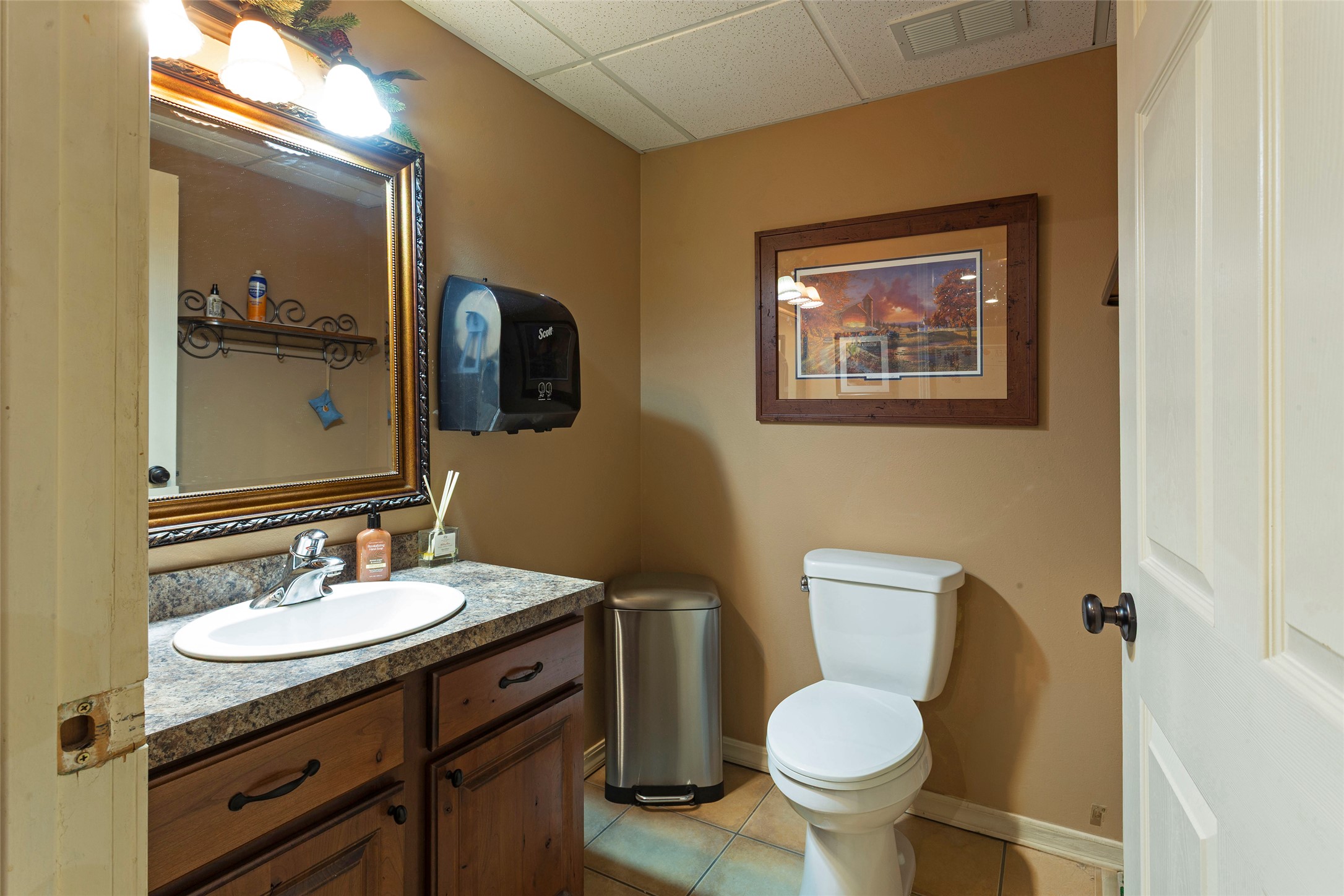 1600 South Avenue W Property Photo 36