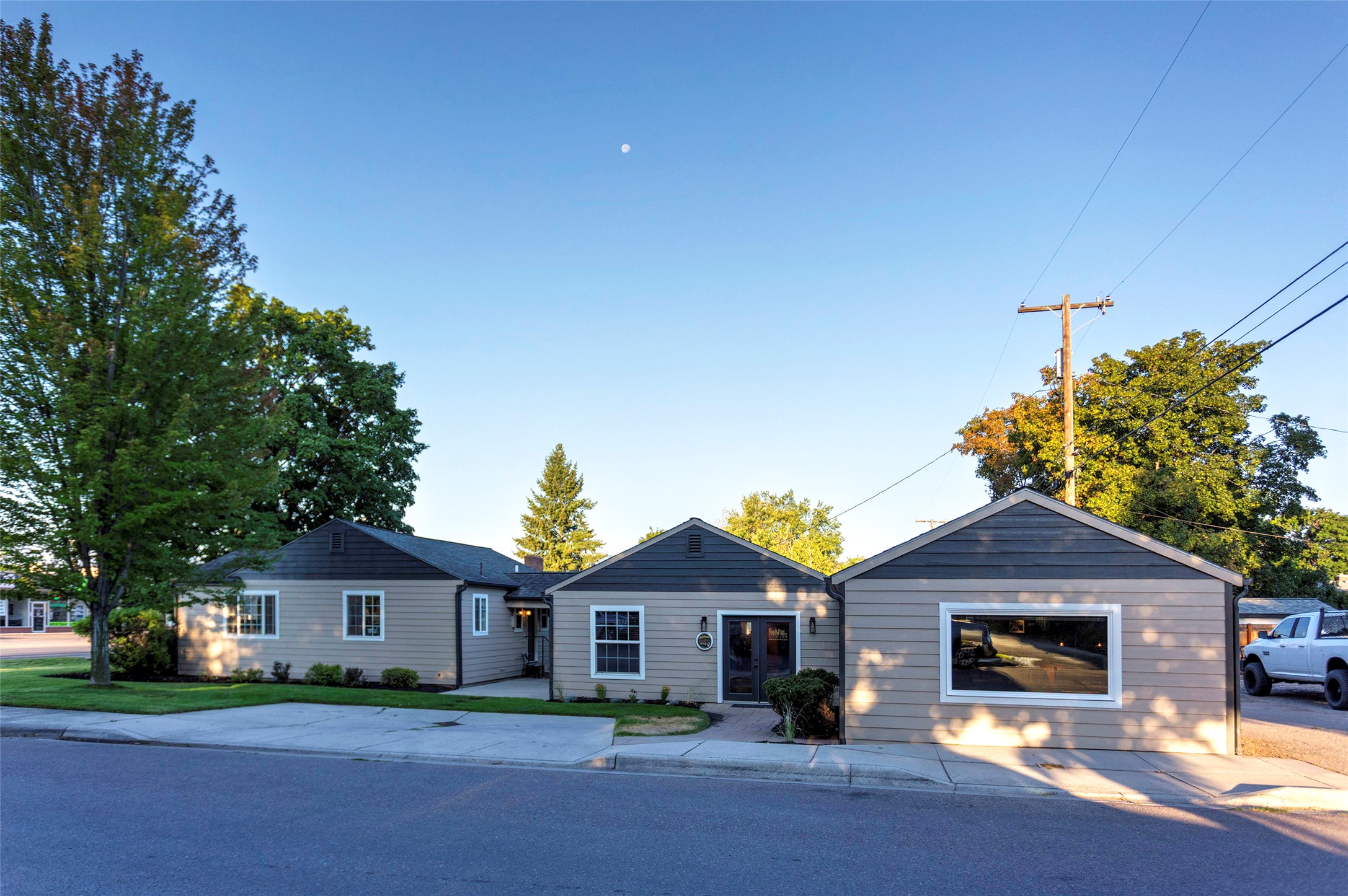 1600 South Avenue W Property Photo 62