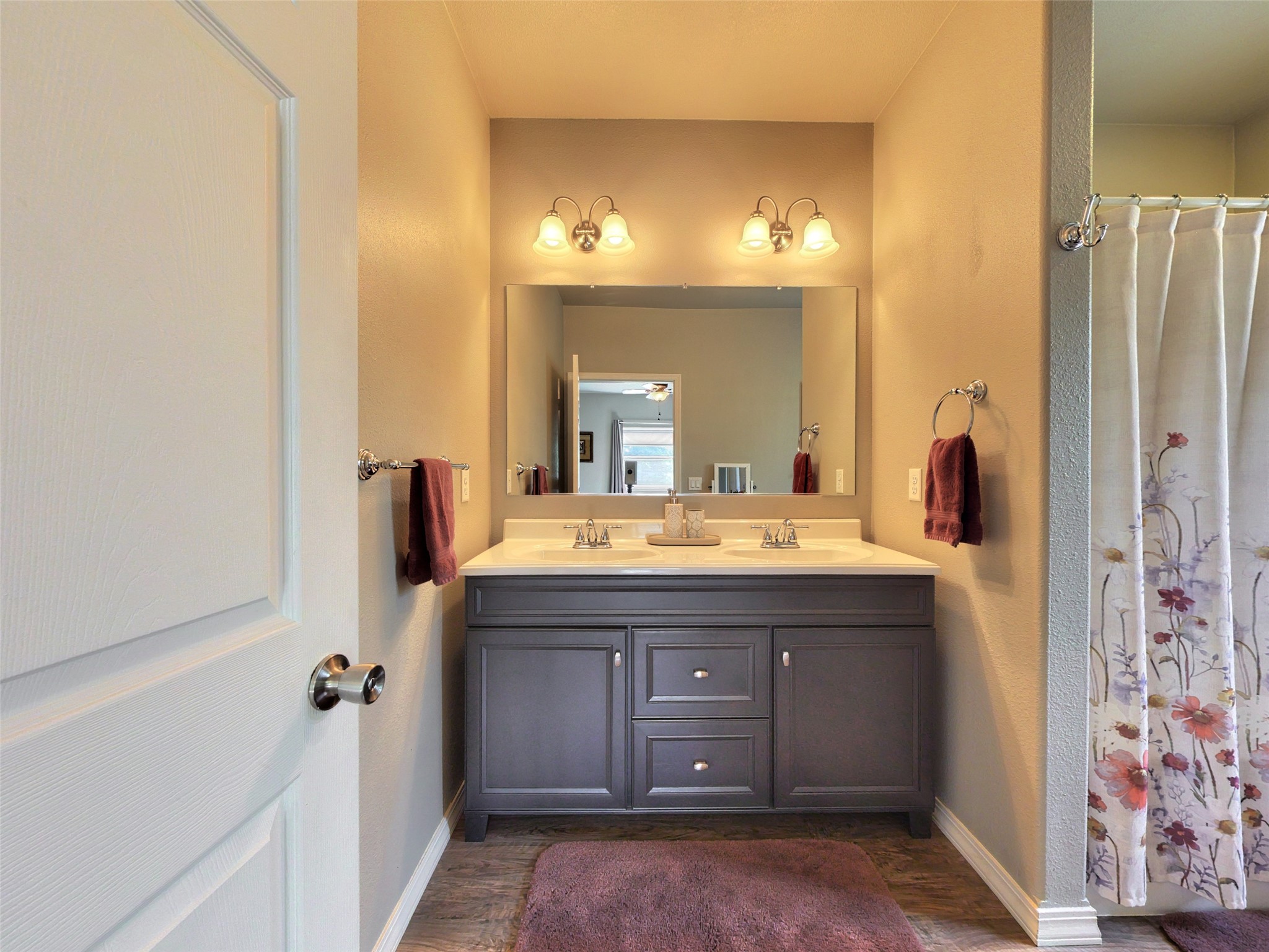 504 Greenwood Street Property Photo 11