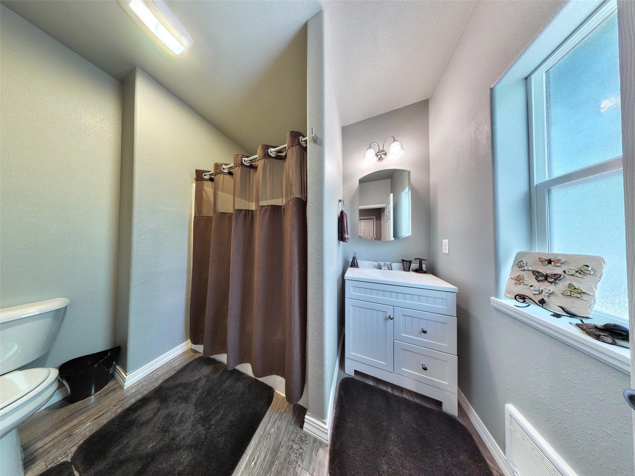 504 Greenwood Street Property Photo 23