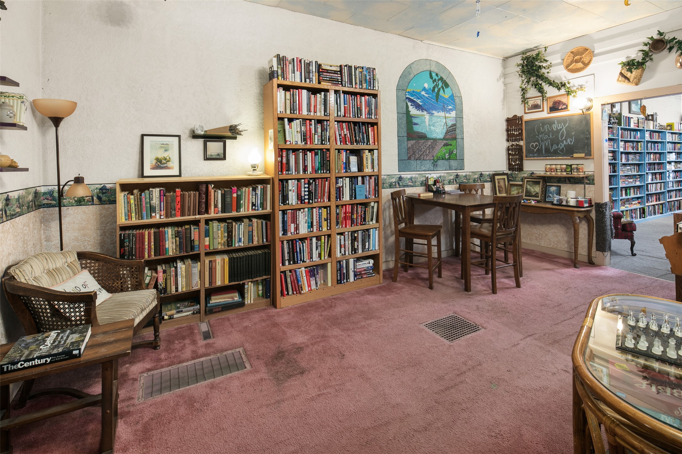615 Nucleus Avenue Property Photo 25