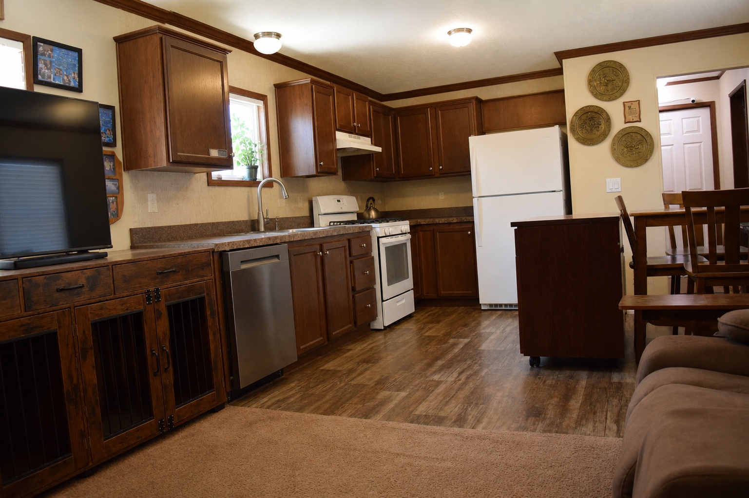 202 N Travois Property Photo 8
