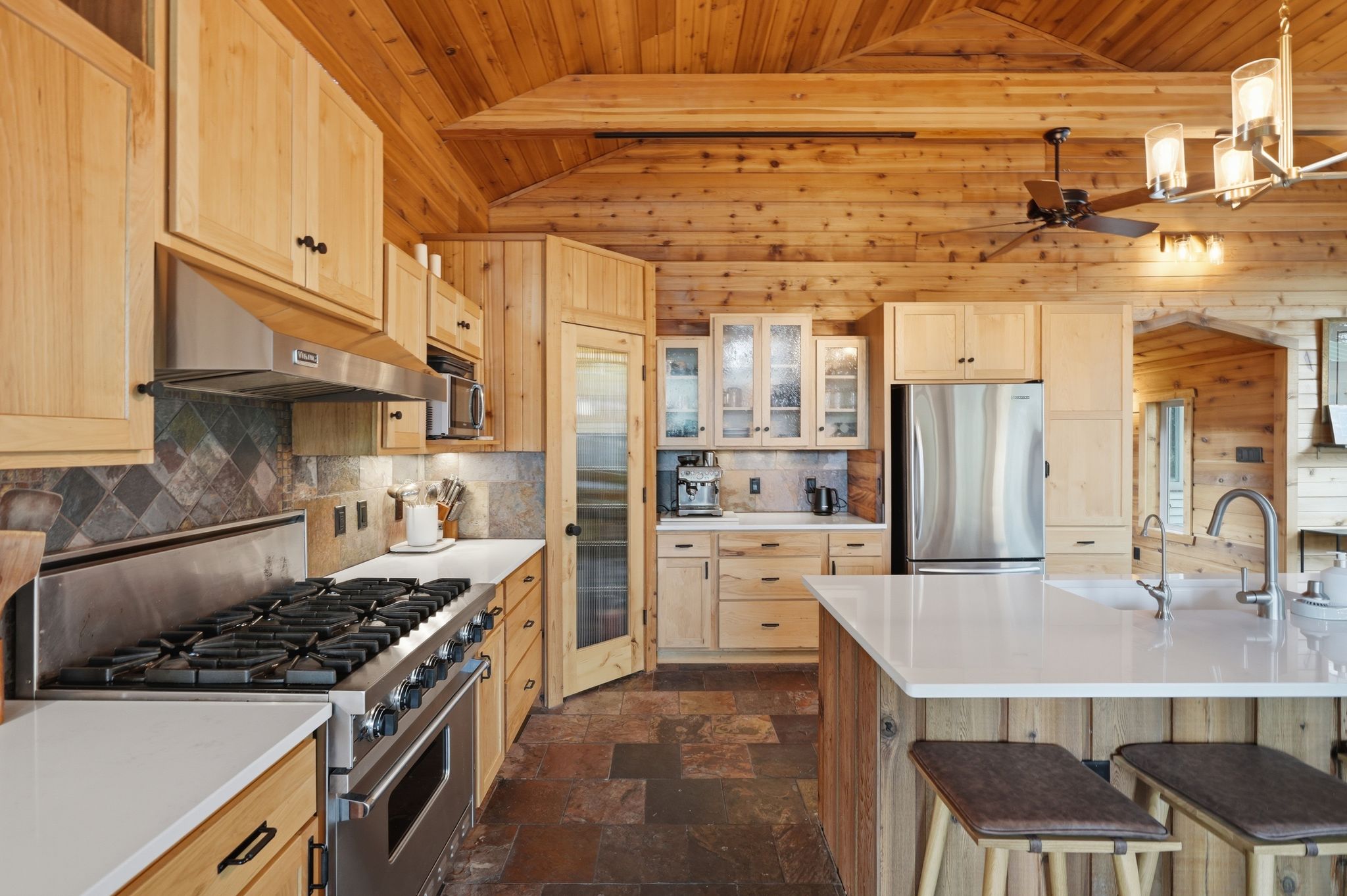 217 Lower Rainbow Road Property Photo 19