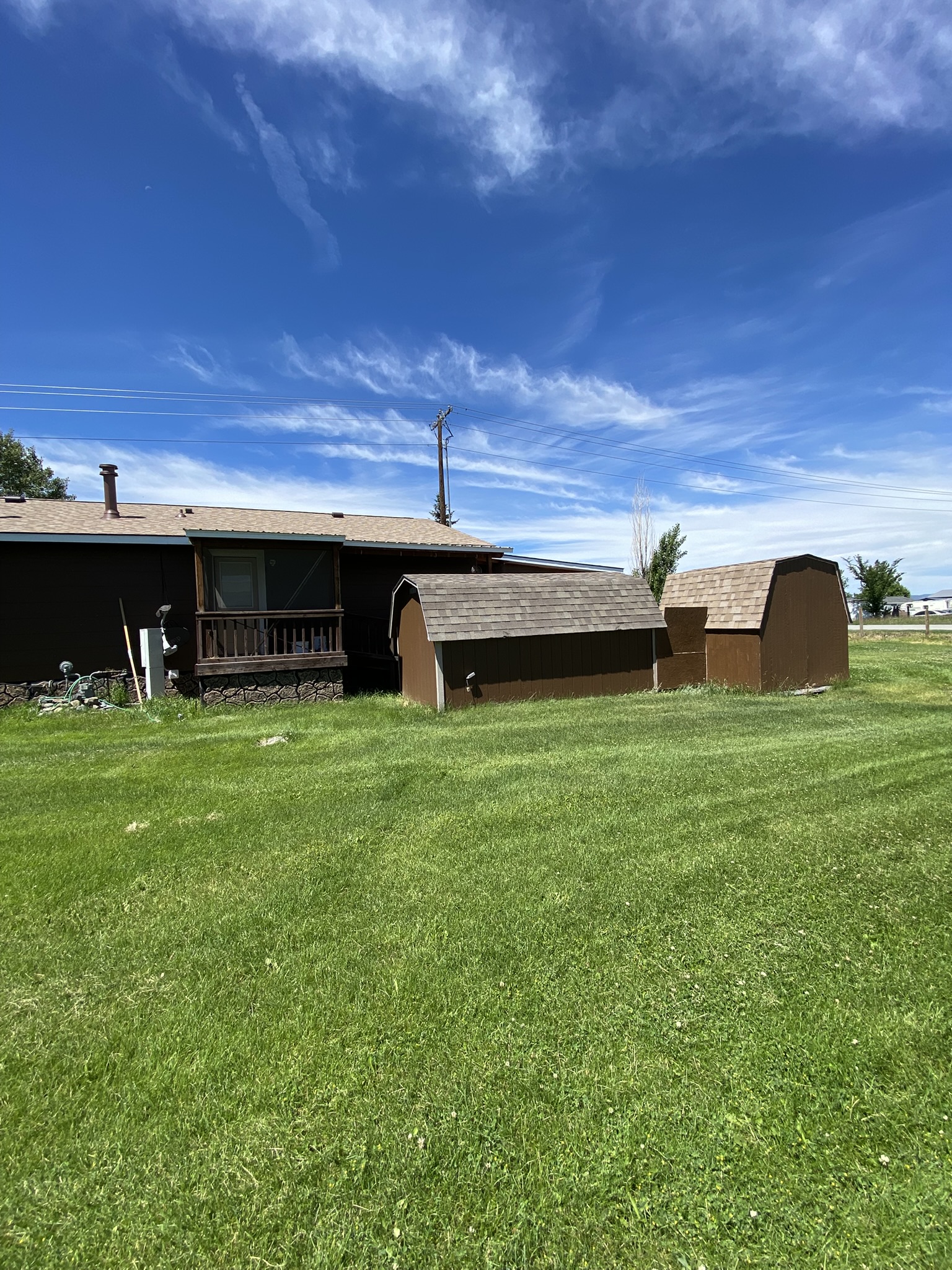 3200 Derek Road Property Photo 4