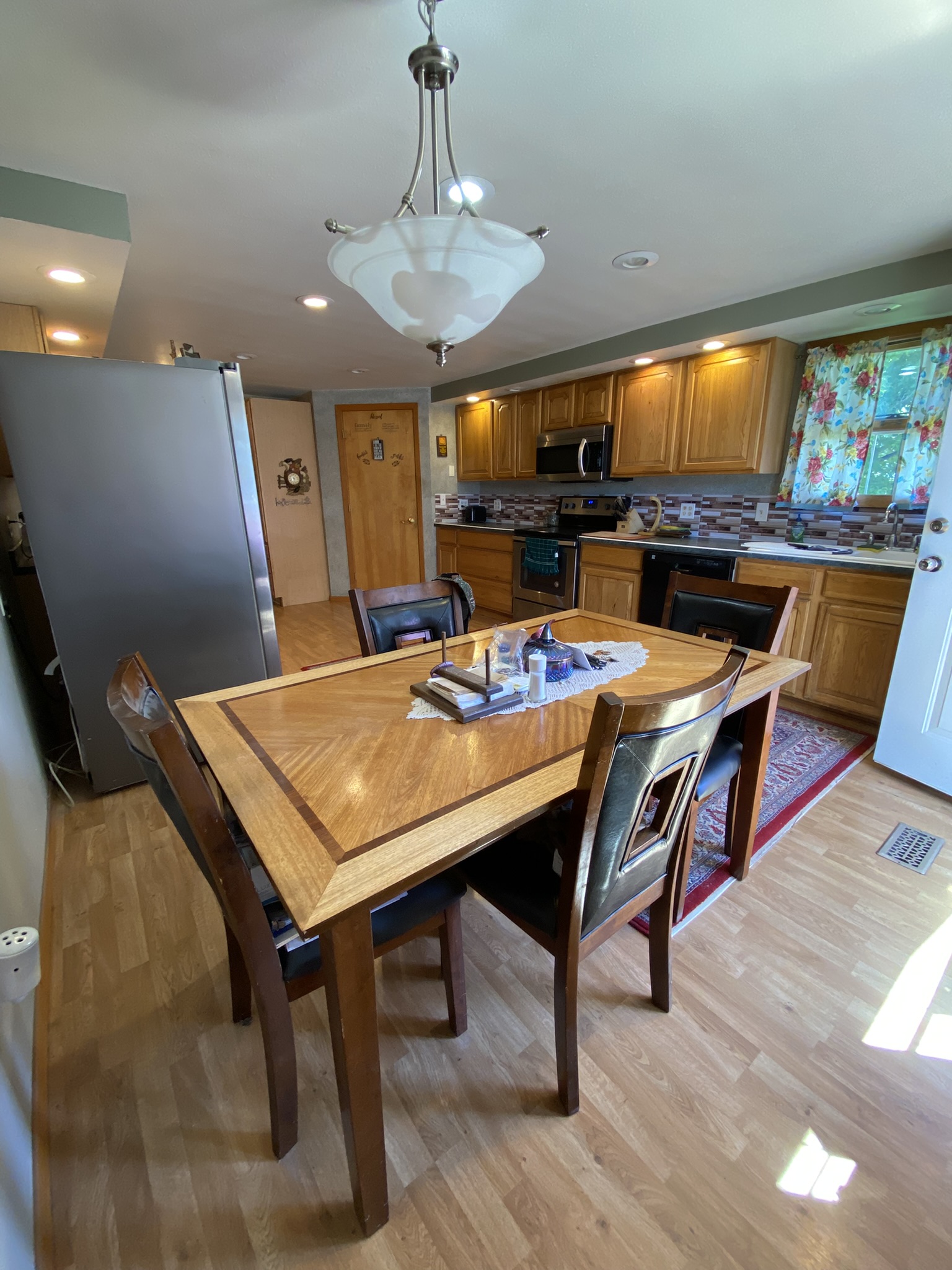 3200 Derek Road Property Photo 16