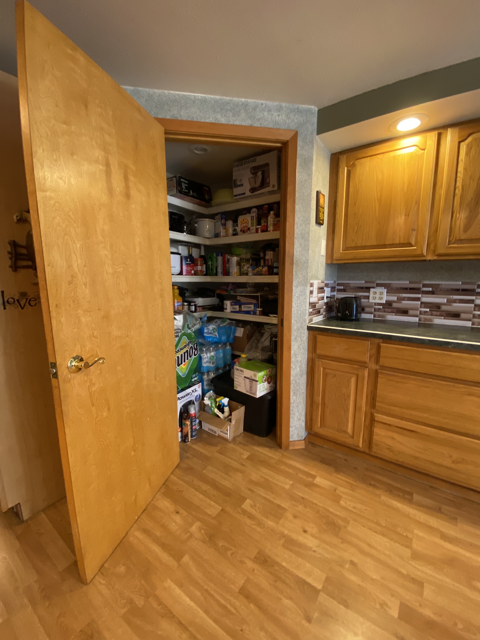 3200 Derek Road Property Photo 19