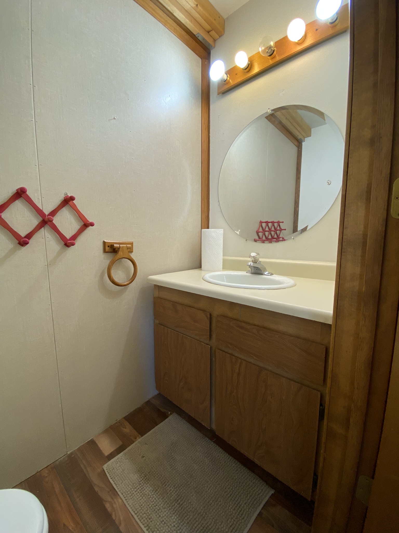 3200 Derek Road Property Photo 42