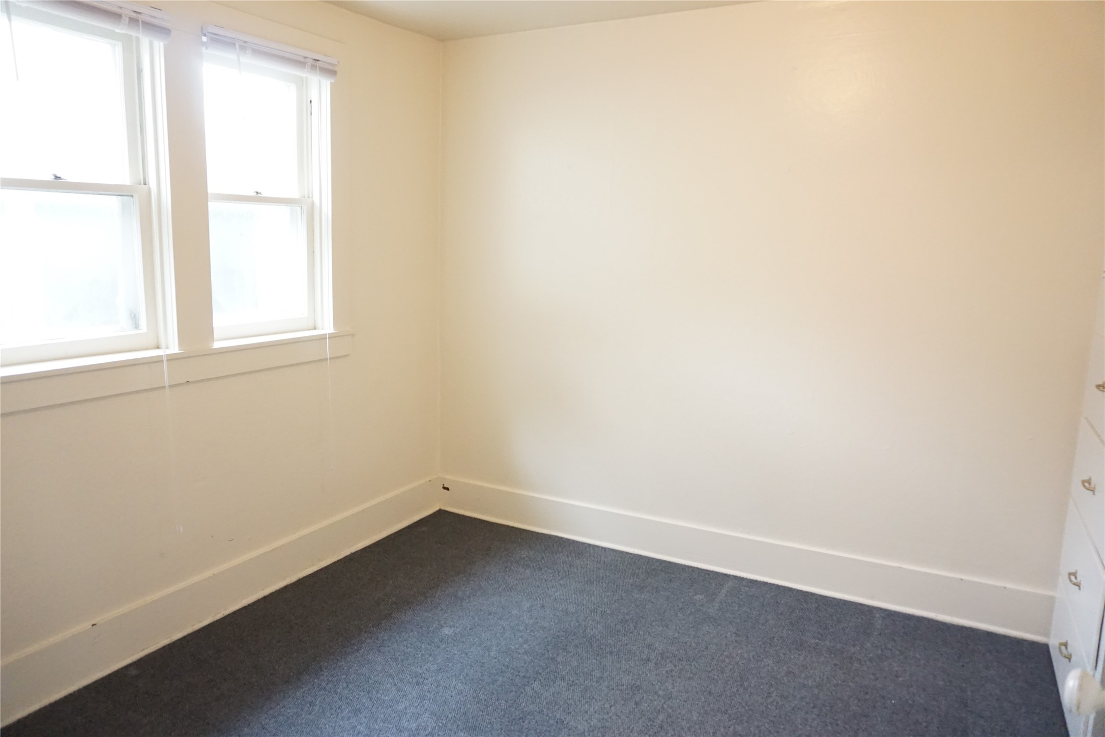 412 E Spruce Street Property Photo 11