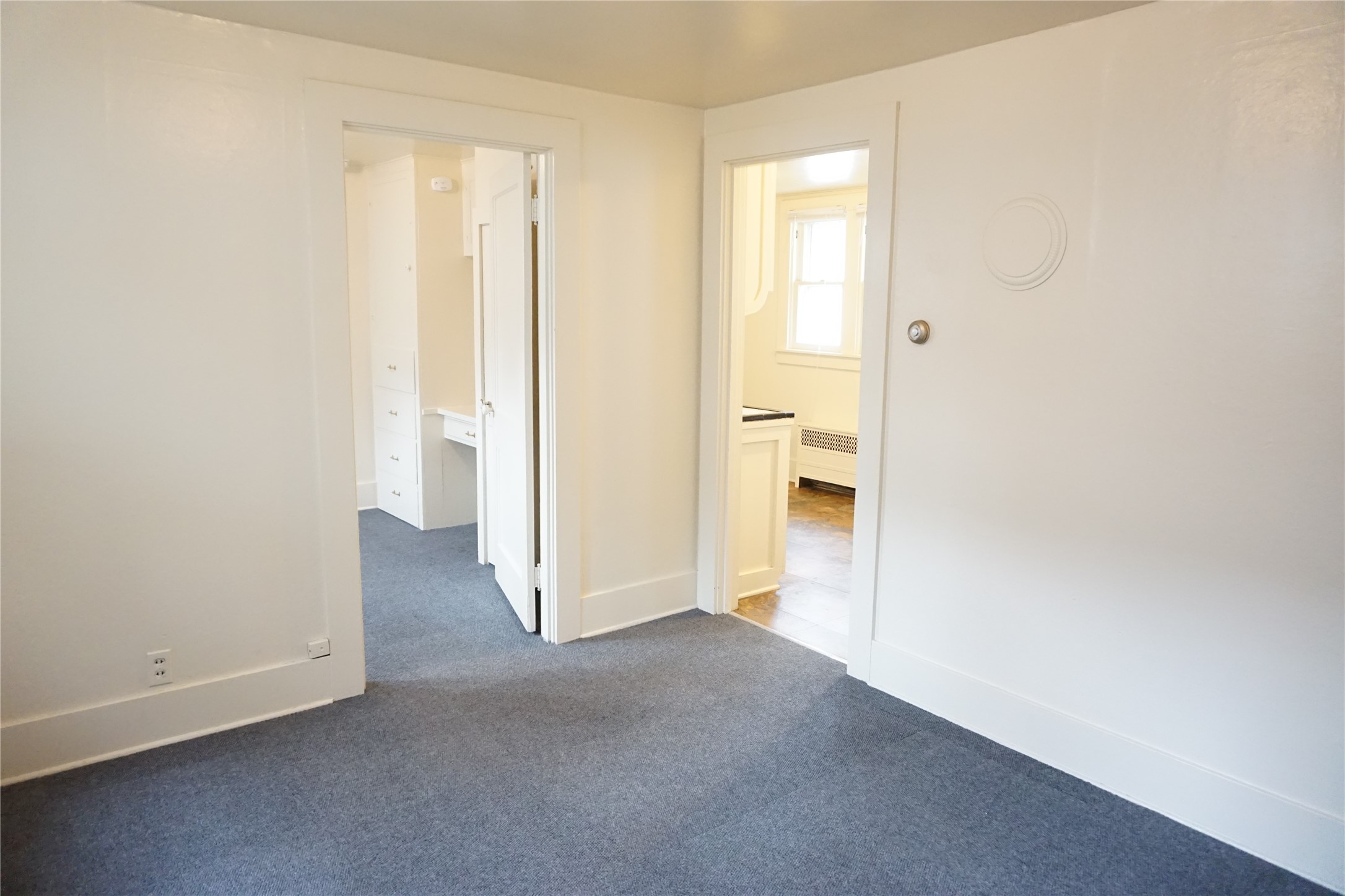 412 E Spruce Street Property Photo 14