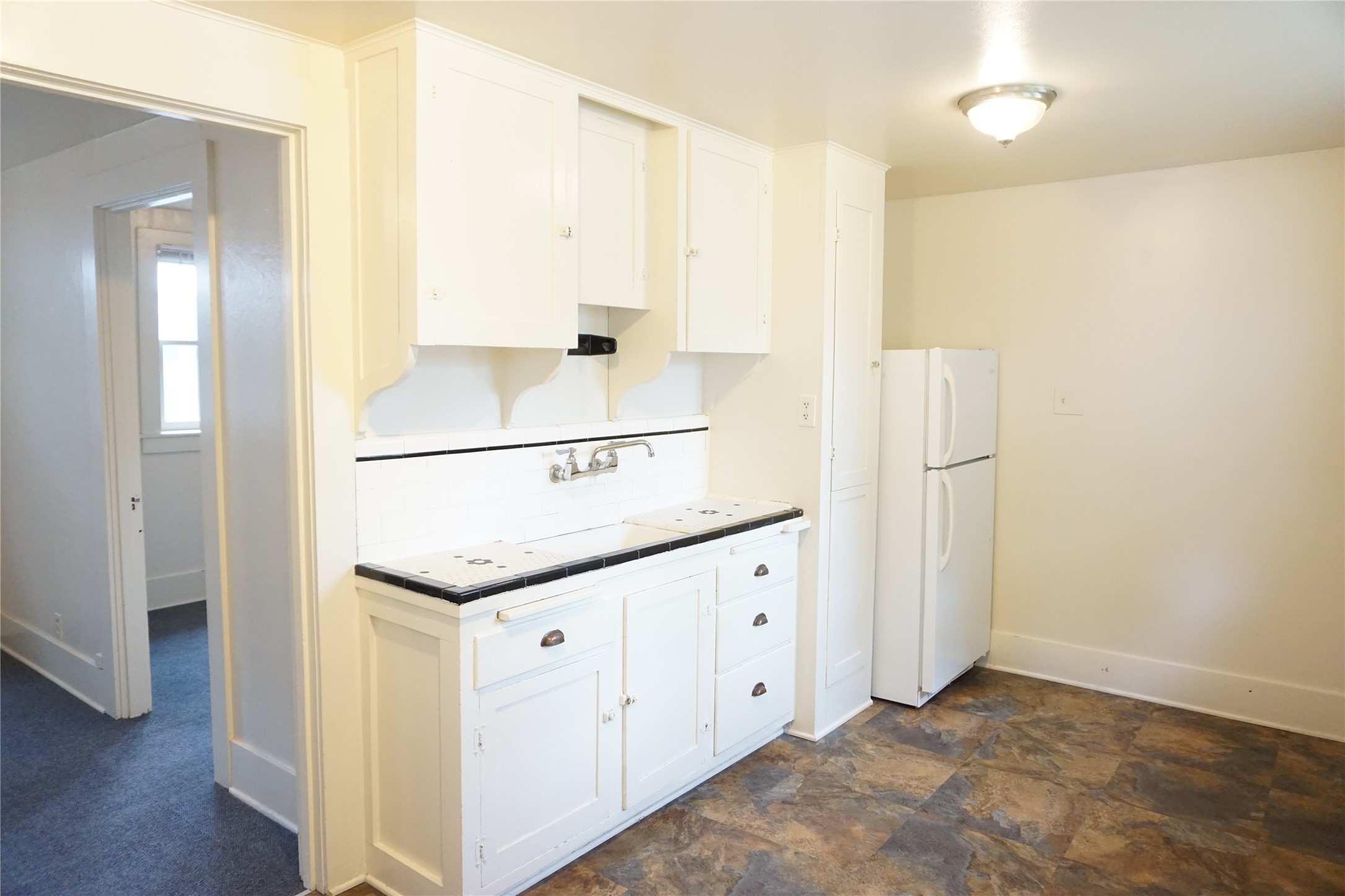 412 E Spruce Street Property Photo 15