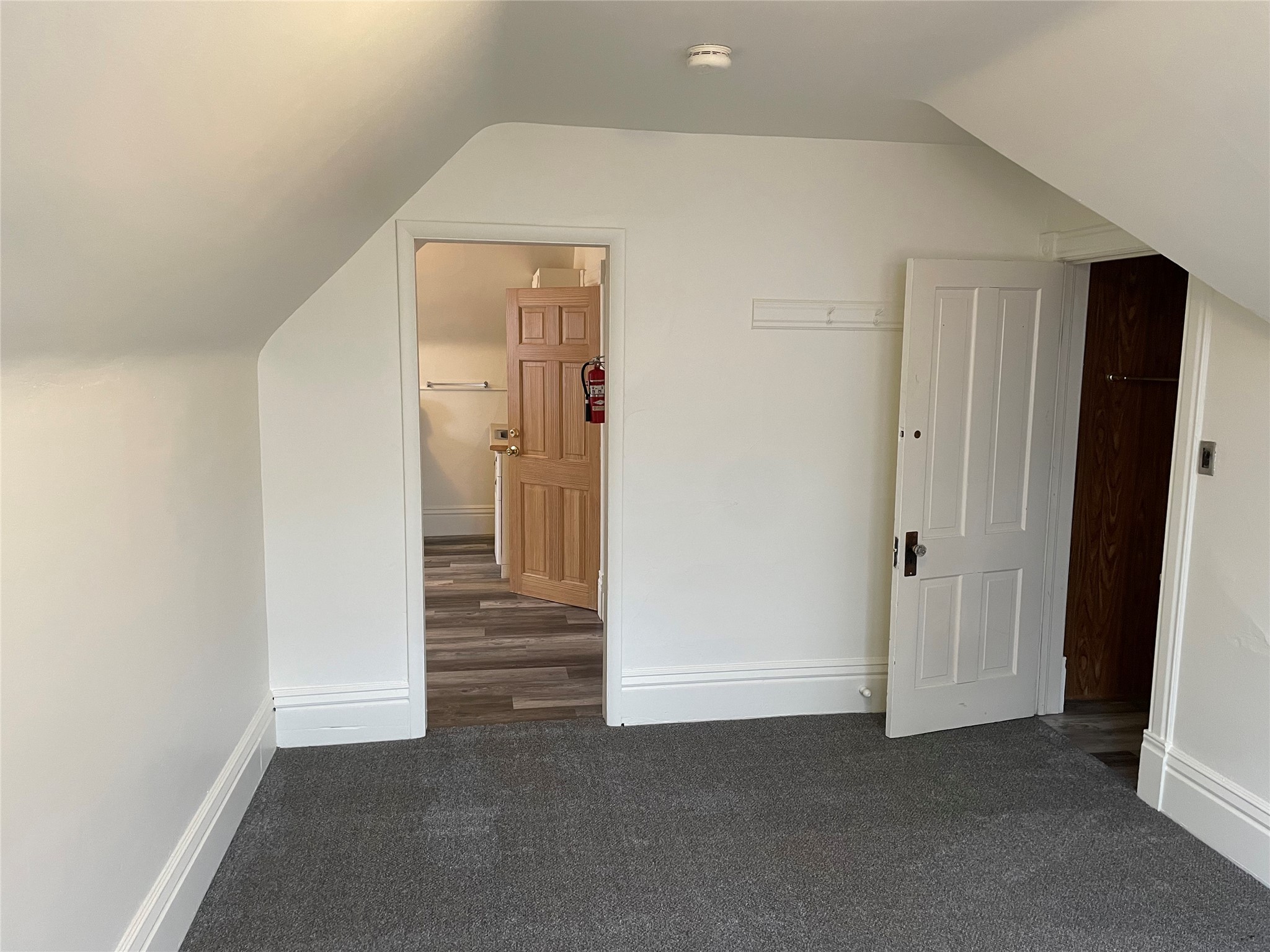412 E Spruce Street Property Photo 20