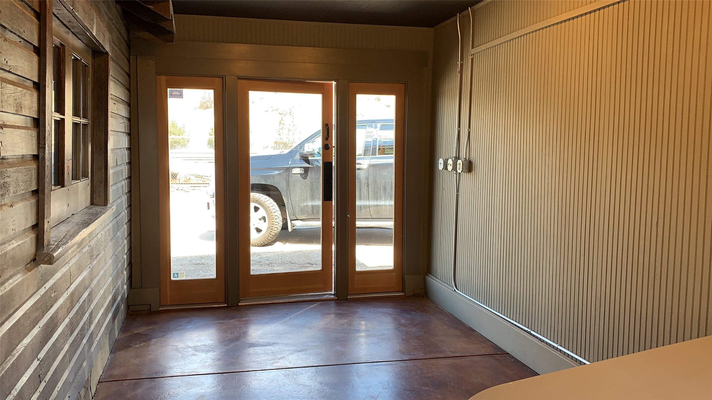 412 E Spruce Street Property Photo 29