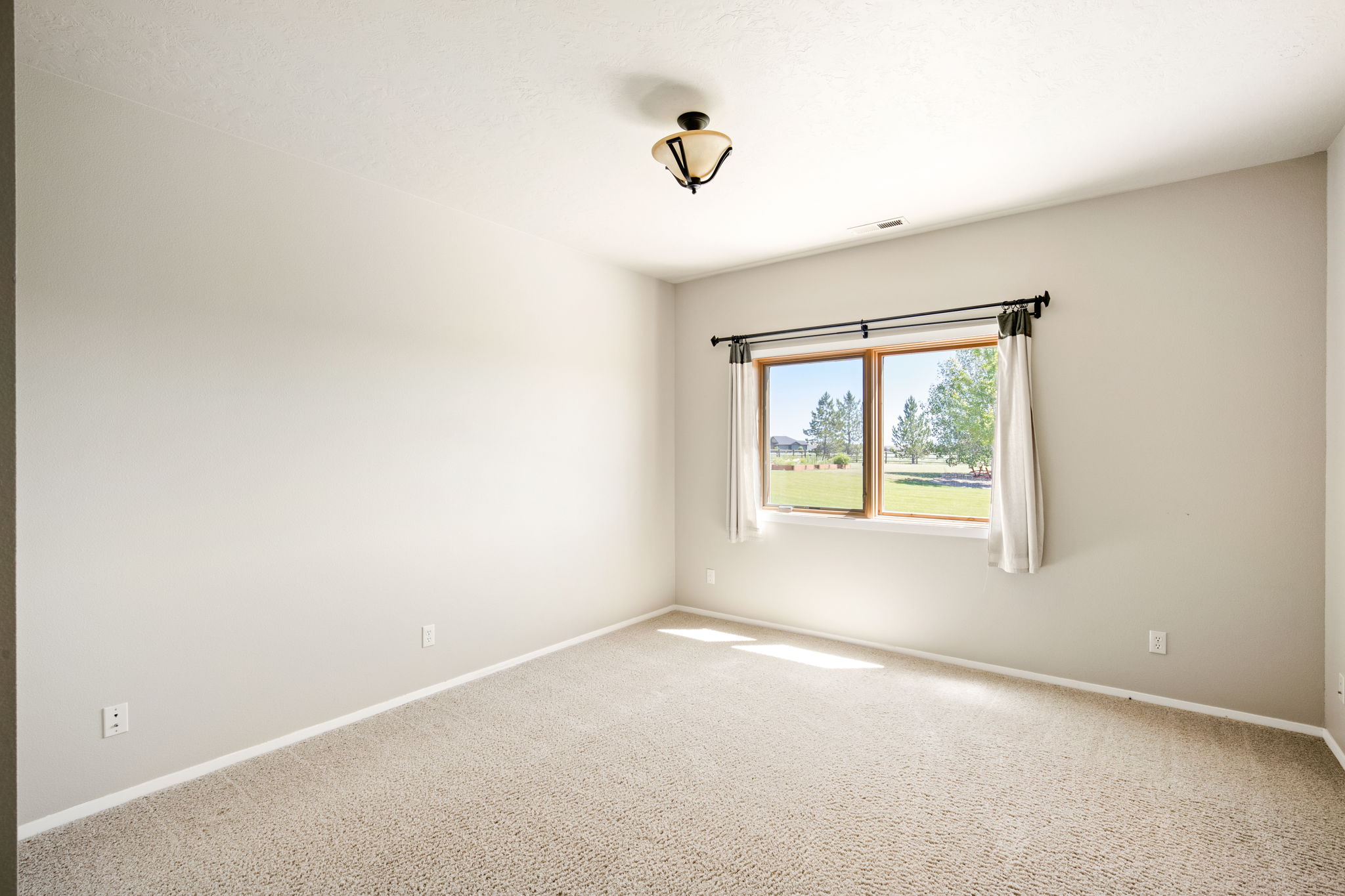 77 Limestone Lane Property Photo 43