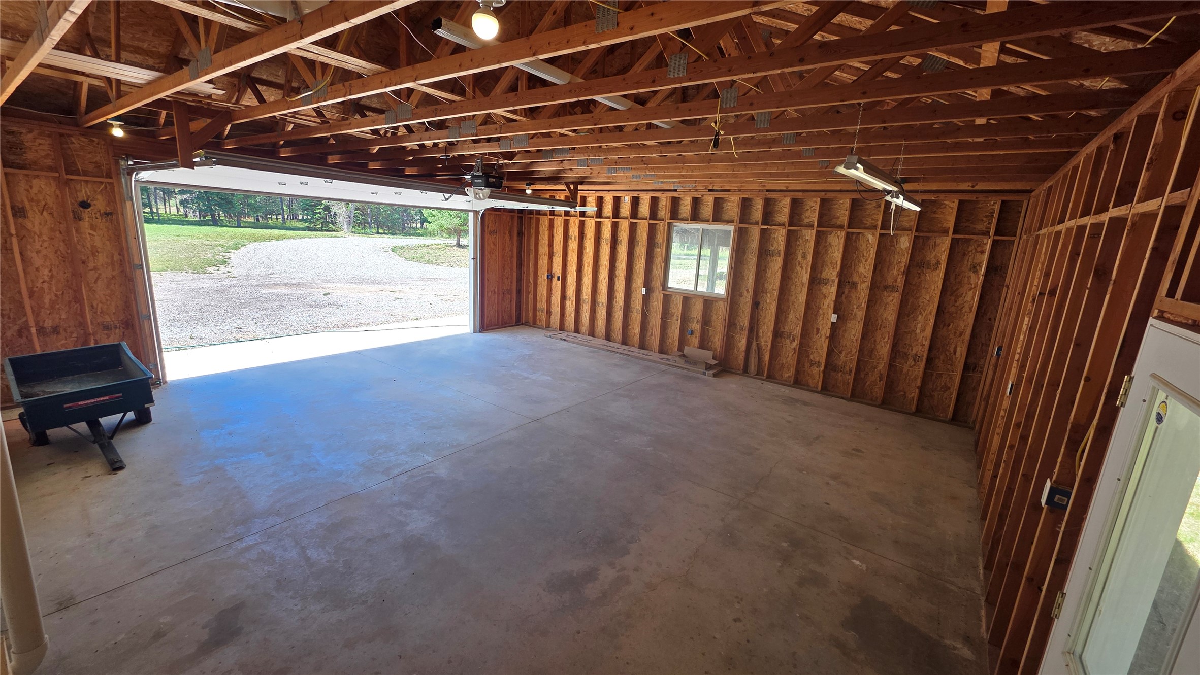 77 Horizon Drive Property Photo 9