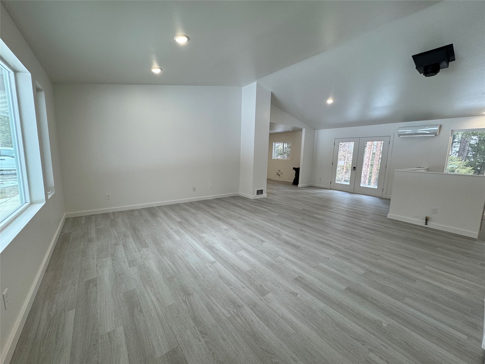 77 Horizon Drive Property Photo 13