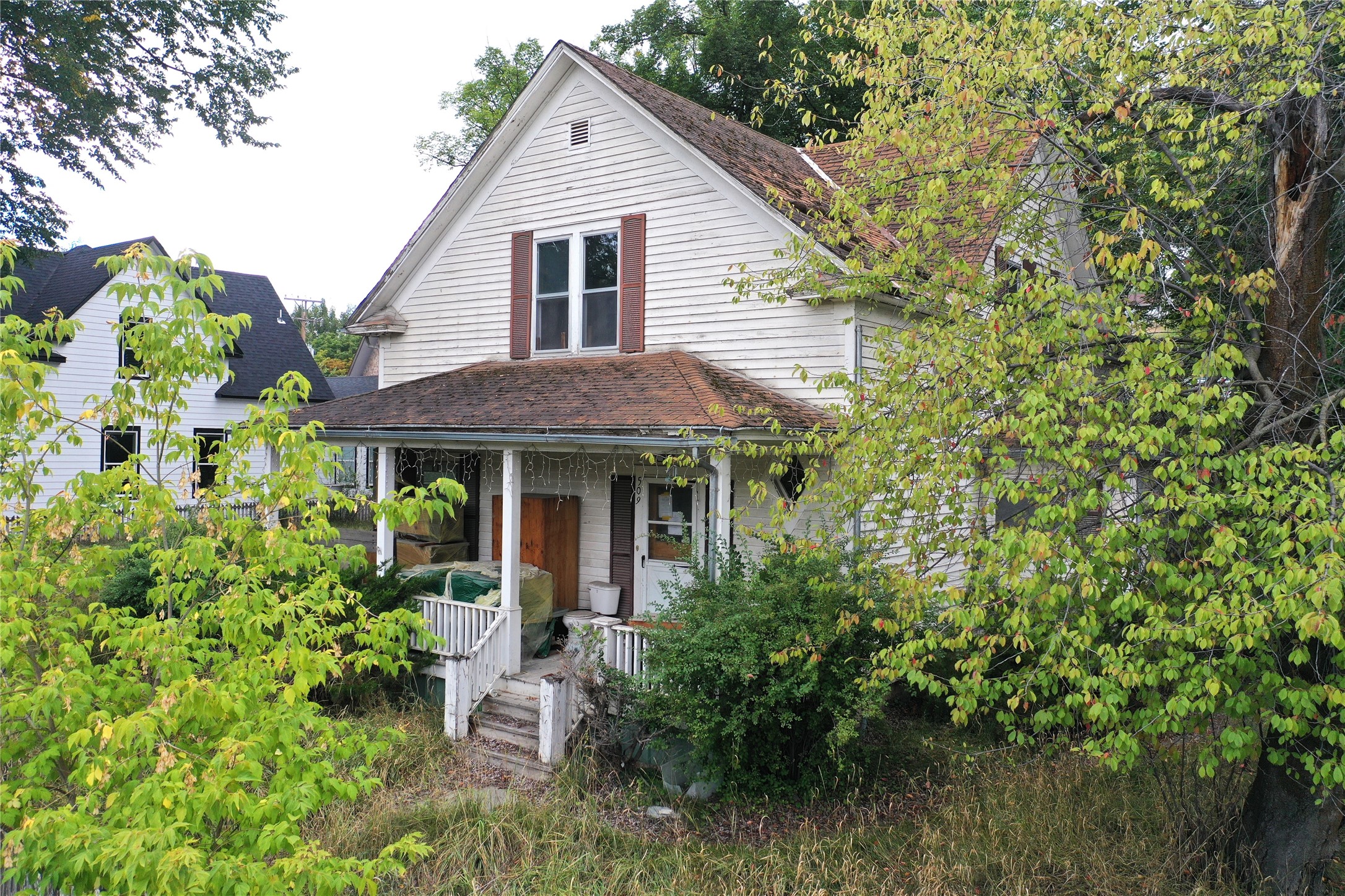 509 1st Avenue E Property Photo 7