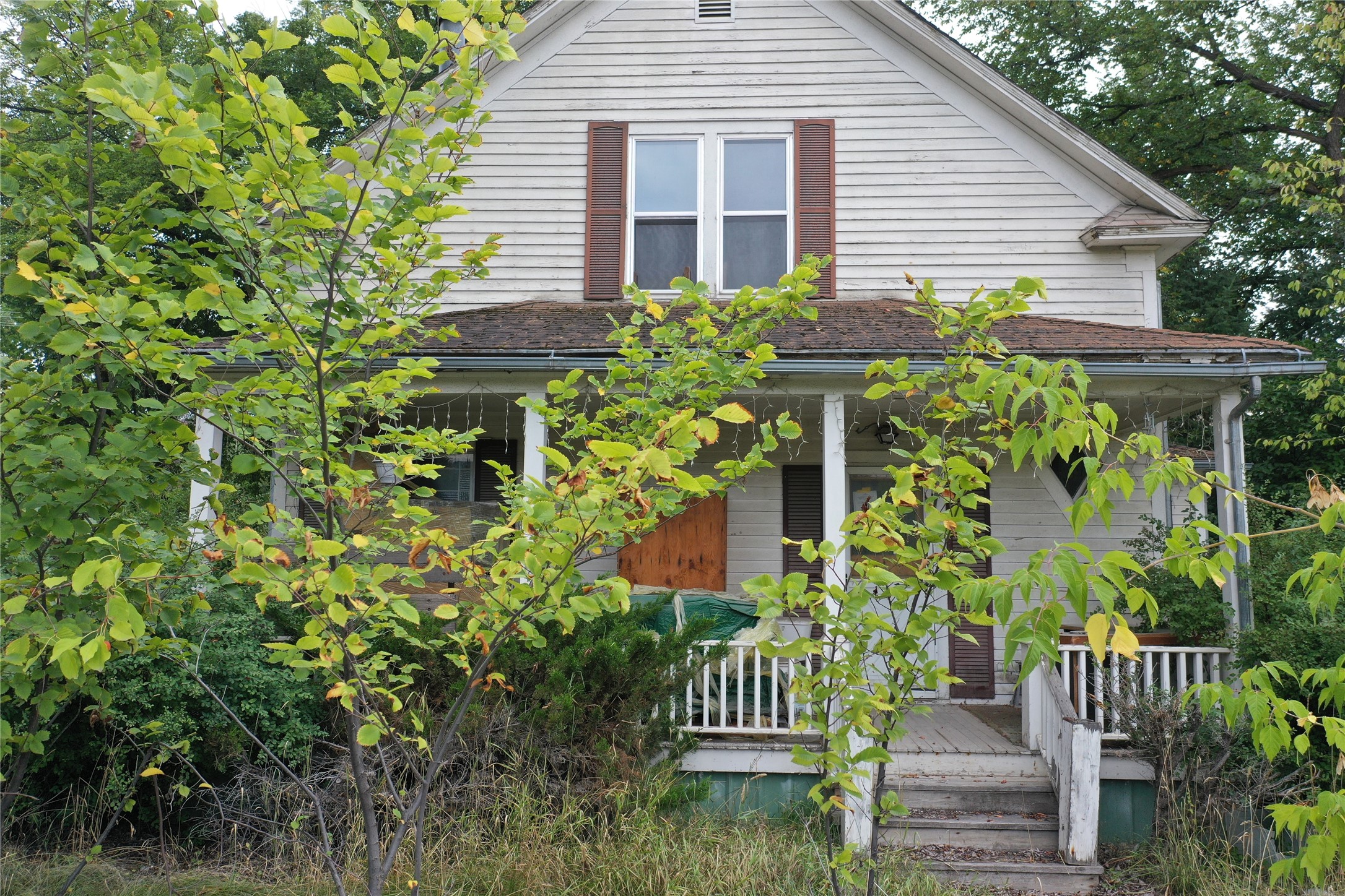 509 1st Avenue E Property Photo 8