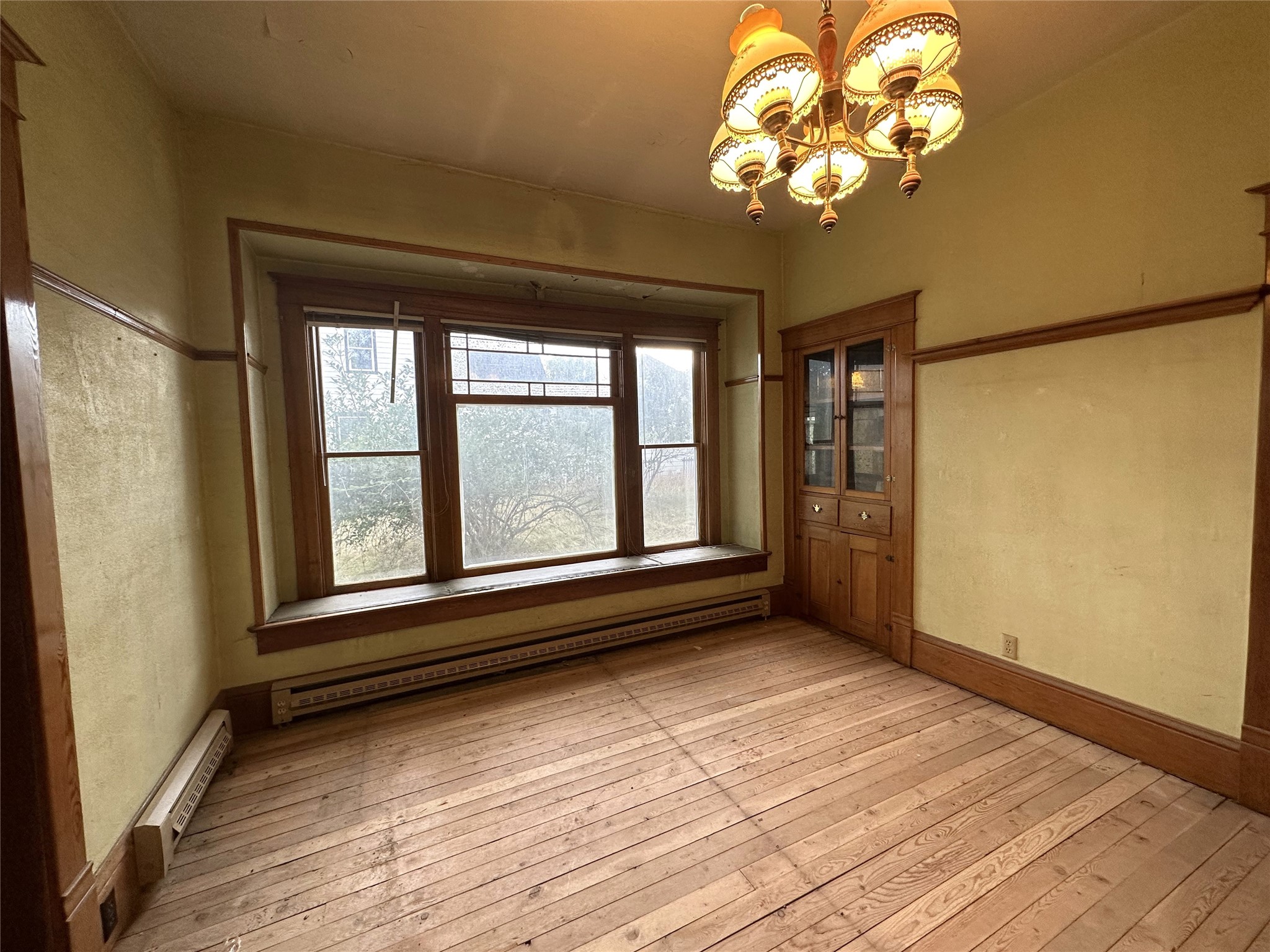509 1st Avenue E Property Photo 9
