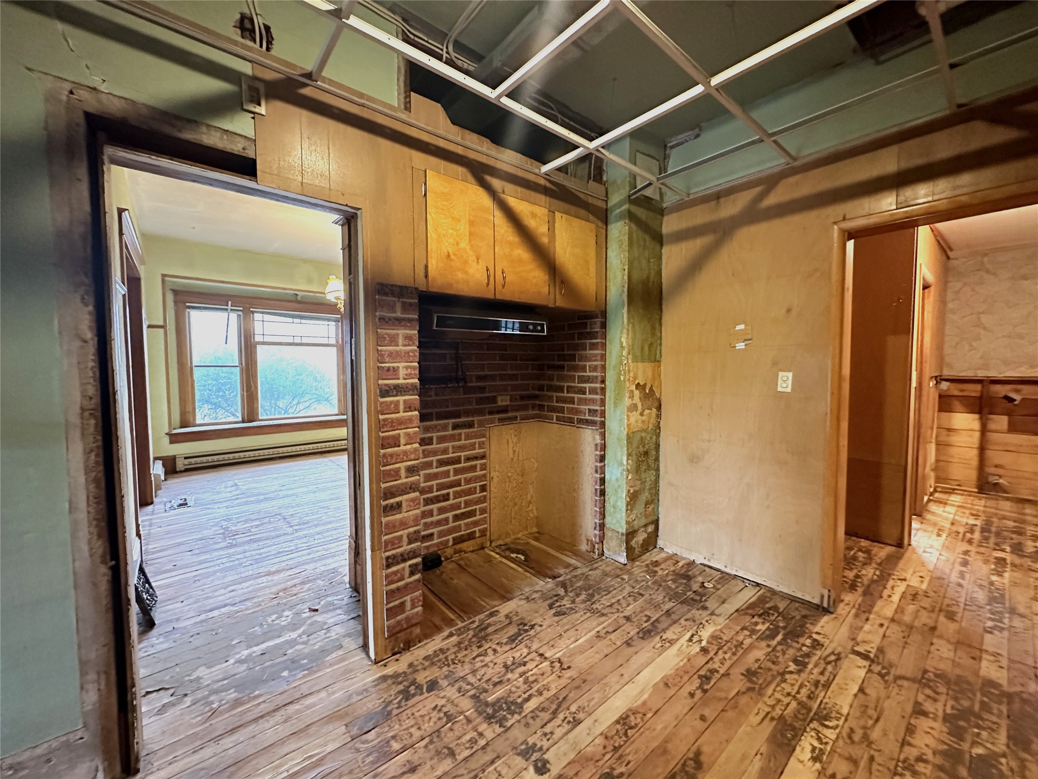 509 1st Avenue E Property Photo 16