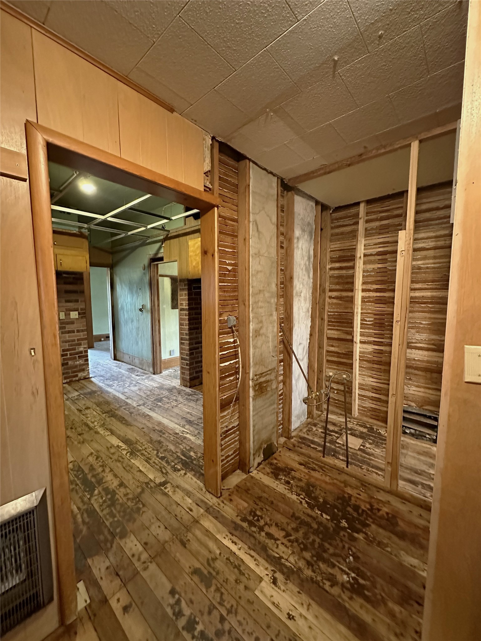 509 1st Avenue E Property Photo 20