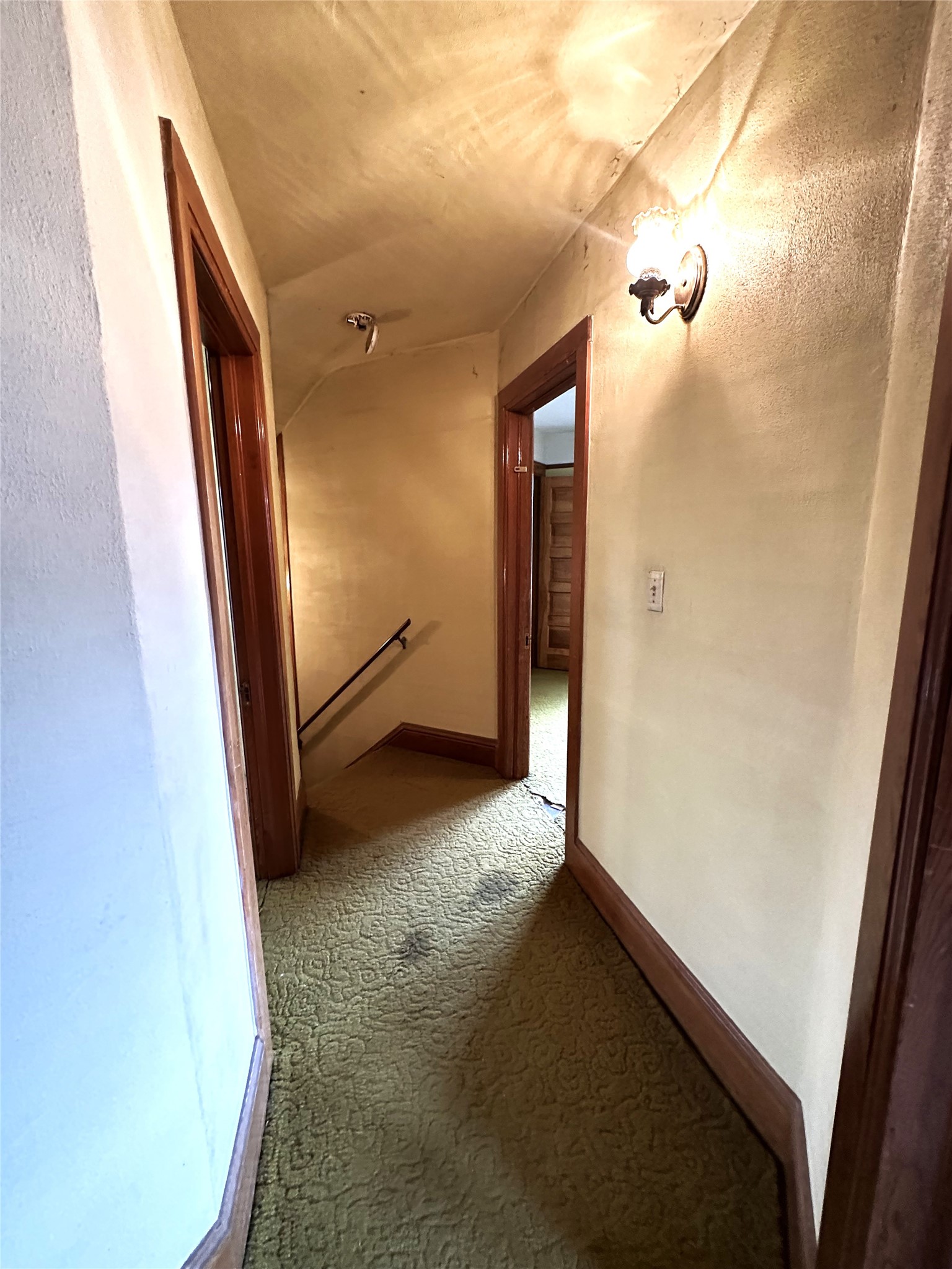 509 1st Avenue E Property Photo 34