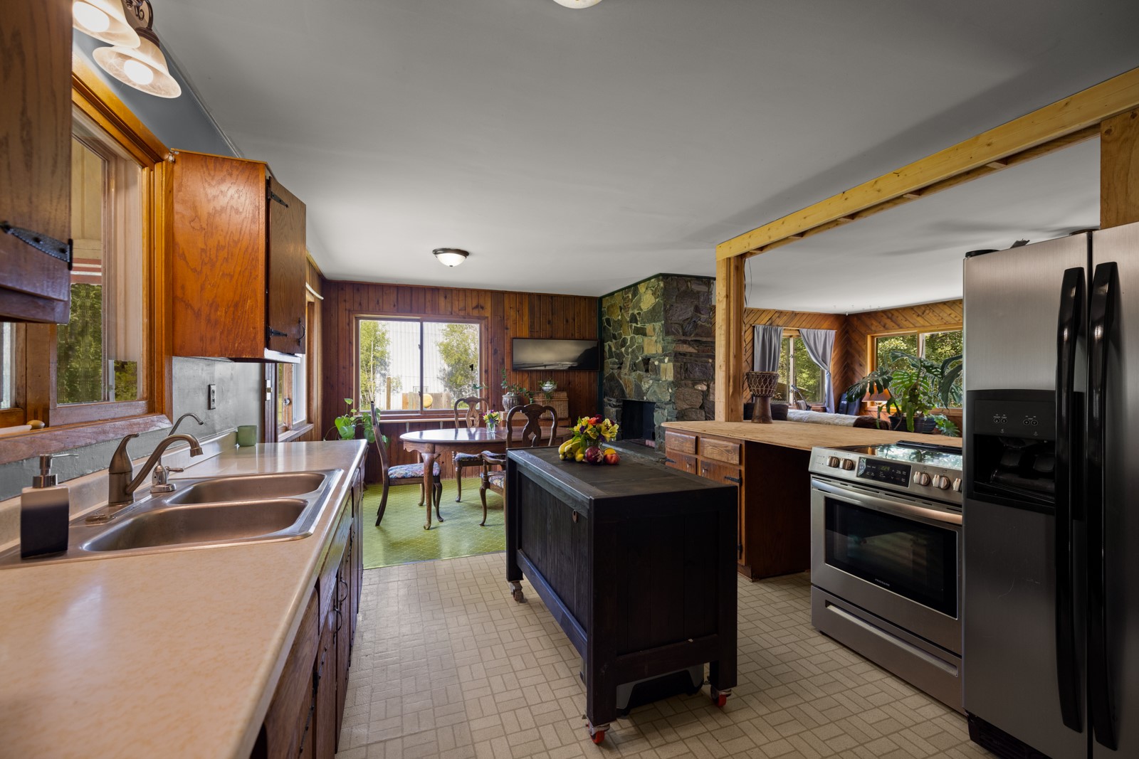 300 Spencer Hill Drive Property Photo 10