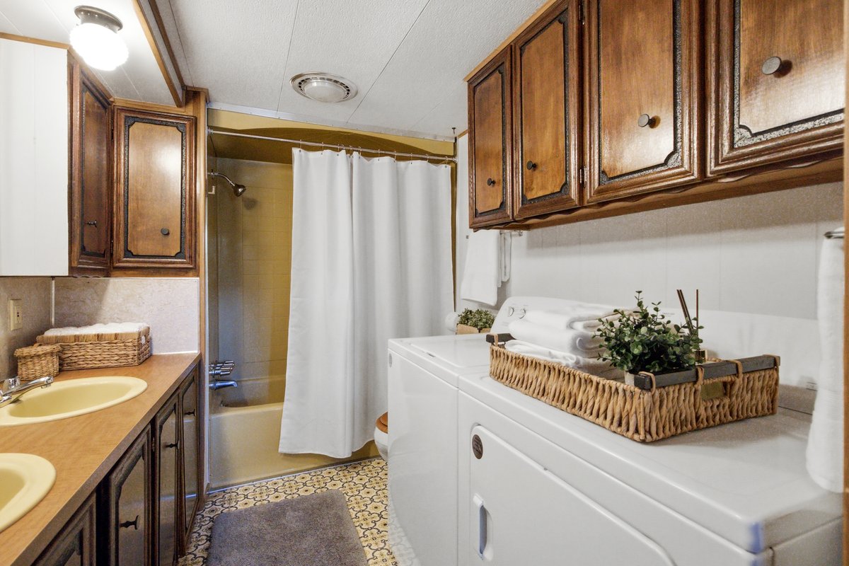 600 Glen Lake Drive Property Photo 23