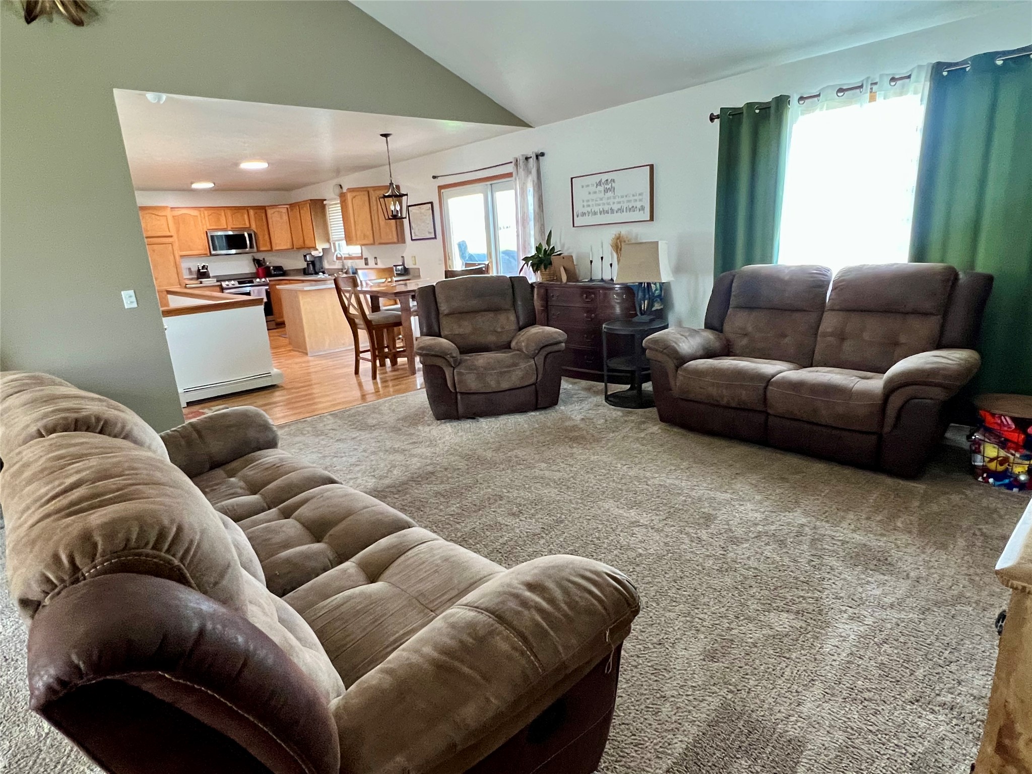 111 Milky Way Property Photo 3