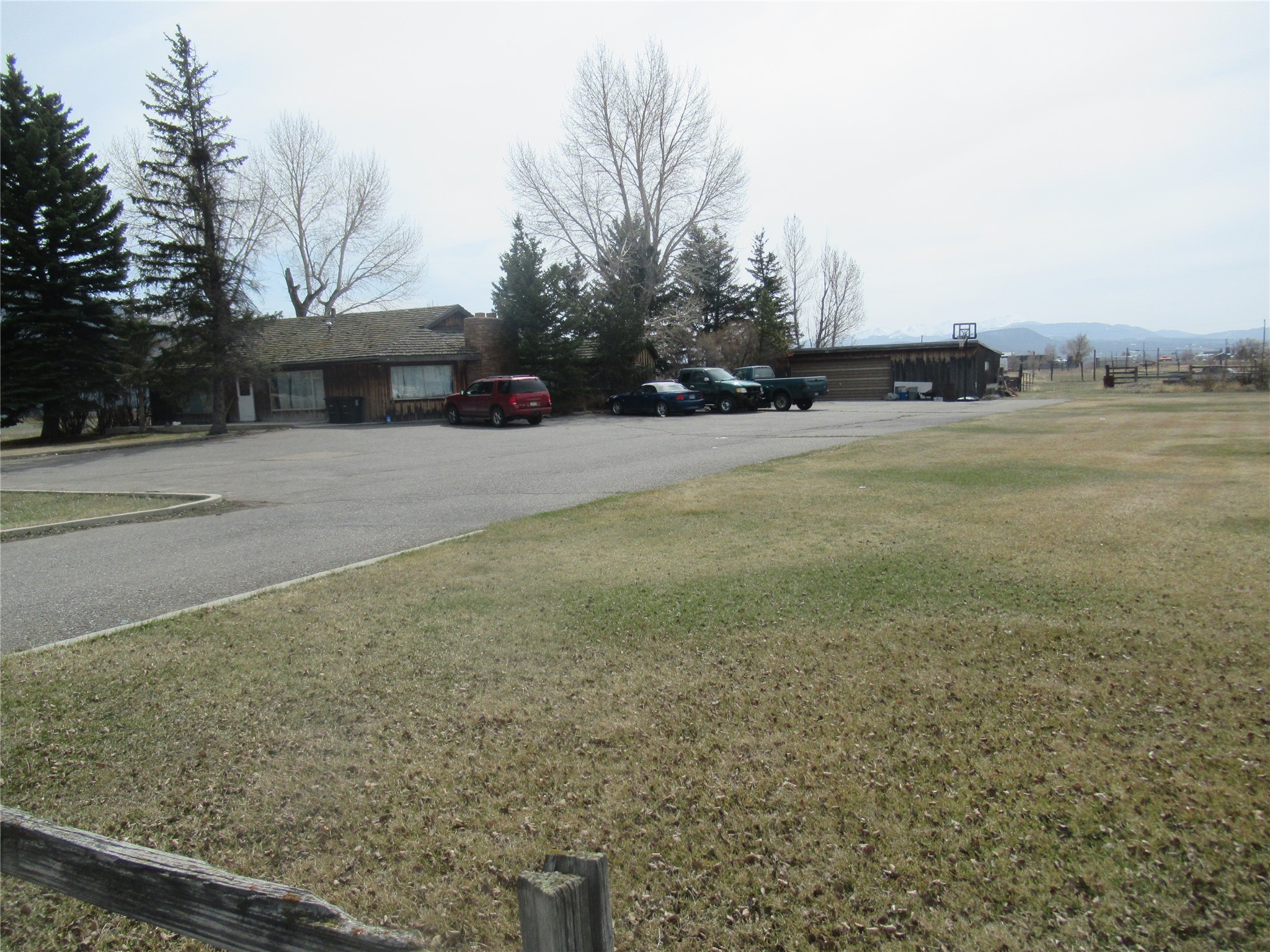 1830 Holmes Avenue Property Photo 7