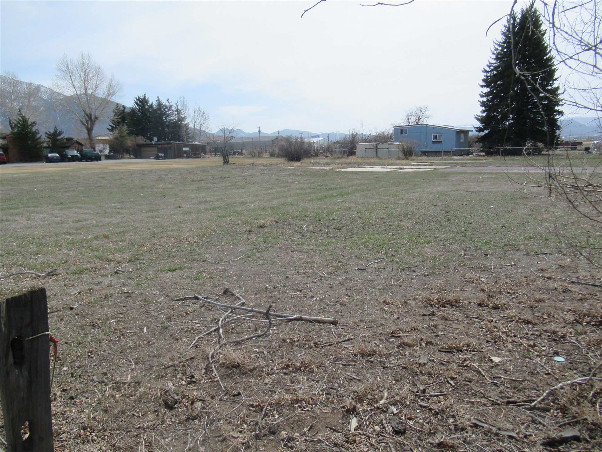 1830 Holmes Avenue Property Photo 10