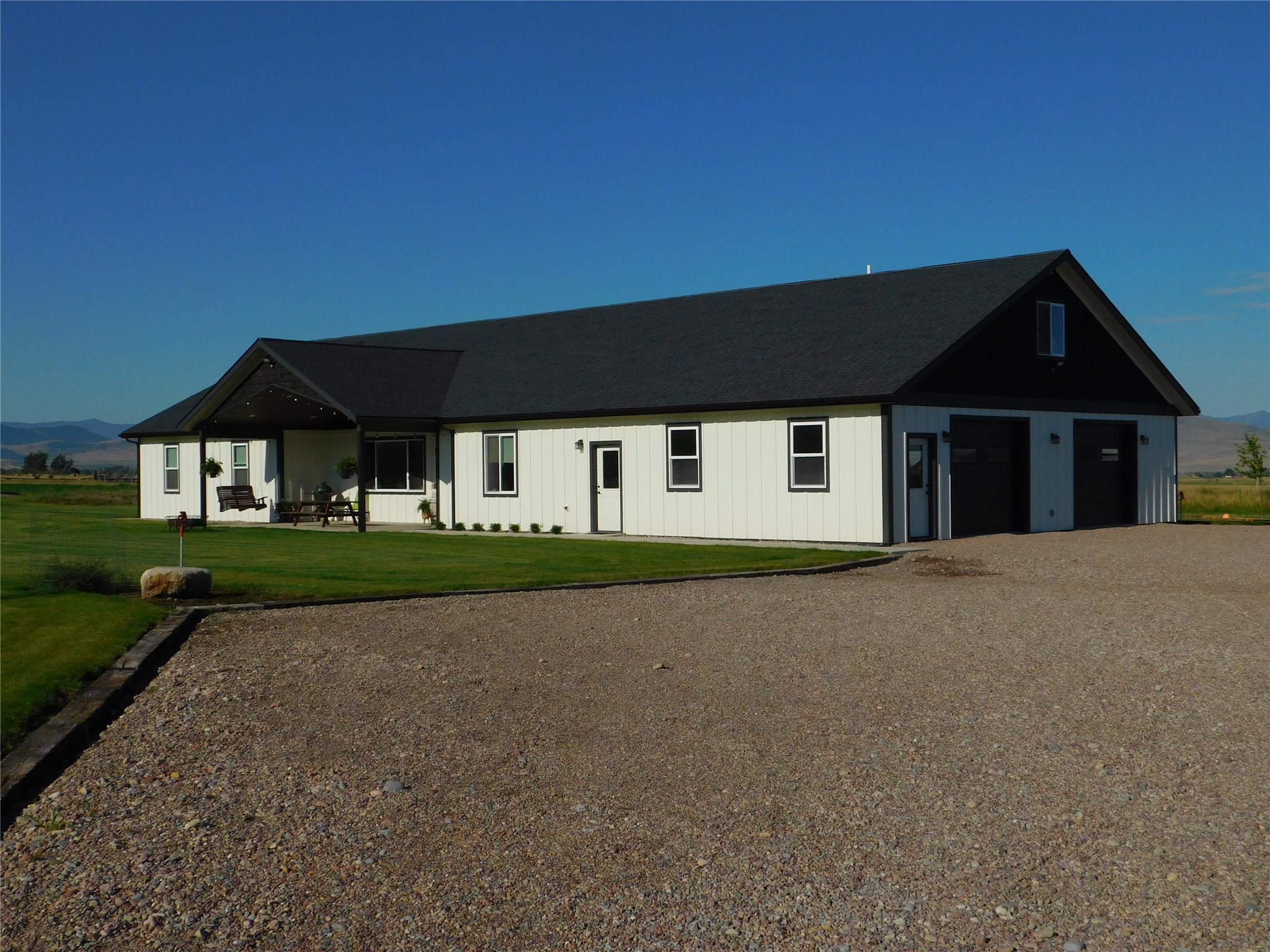 33460 Overland Road Property Photo 1