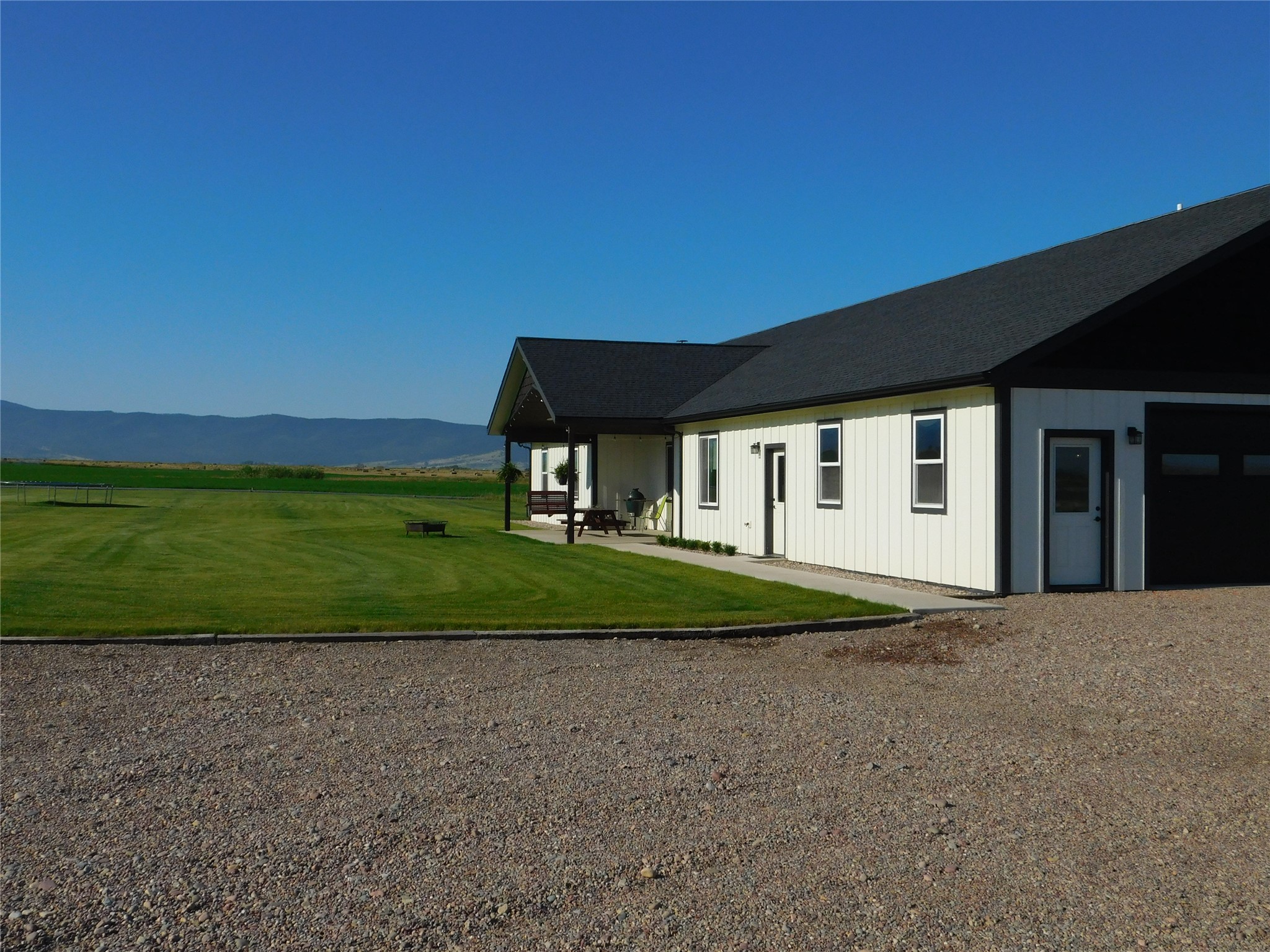 33460 Overland Road Property Photo 3