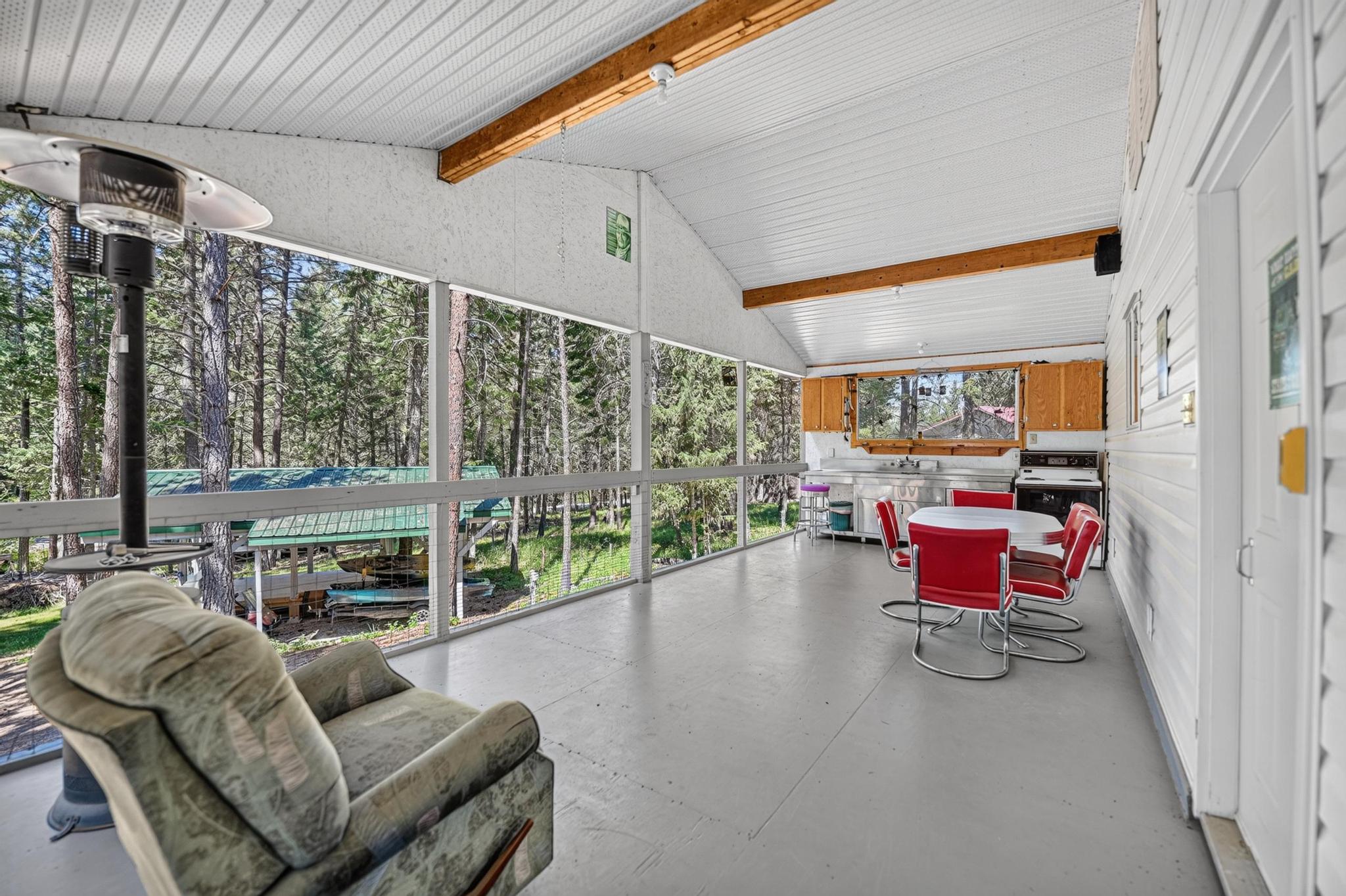 100 Pine Bay Drive Property Photo 16