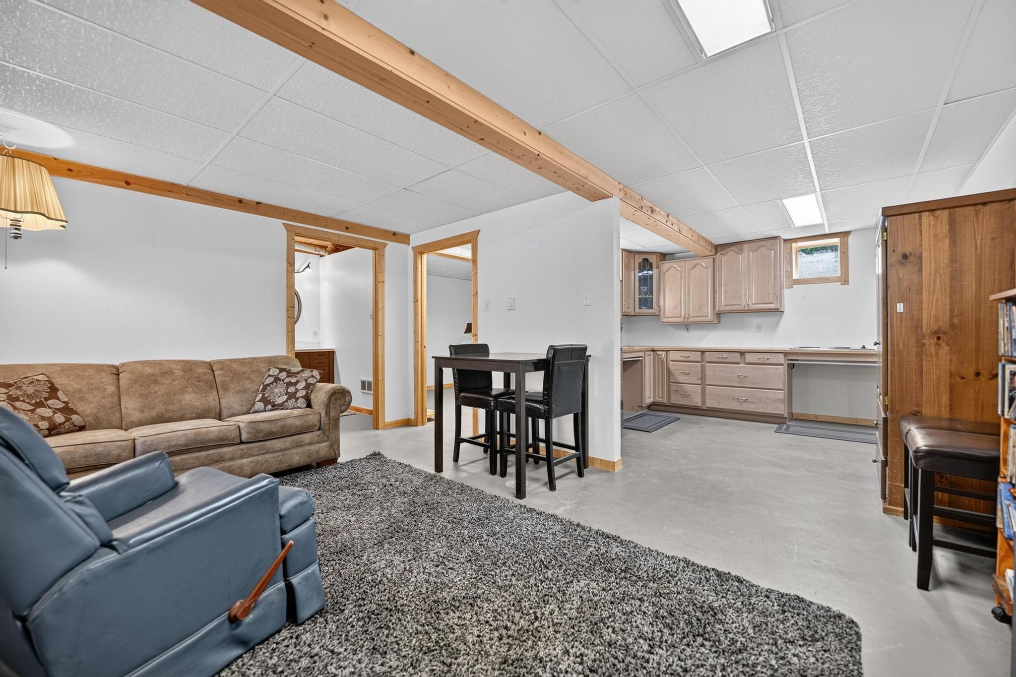 100 Pine Bay Drive Property Photo 19