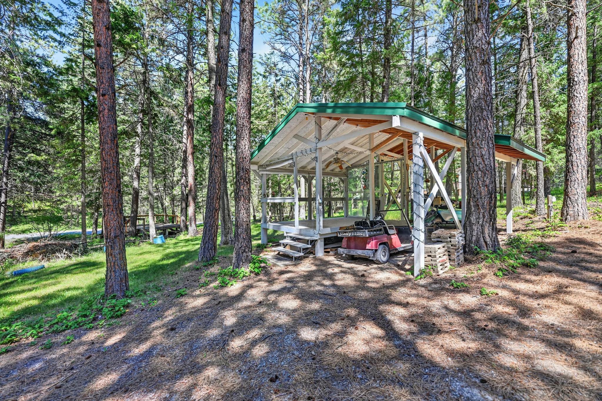 100 Pine Bay Drive Property Photo 32