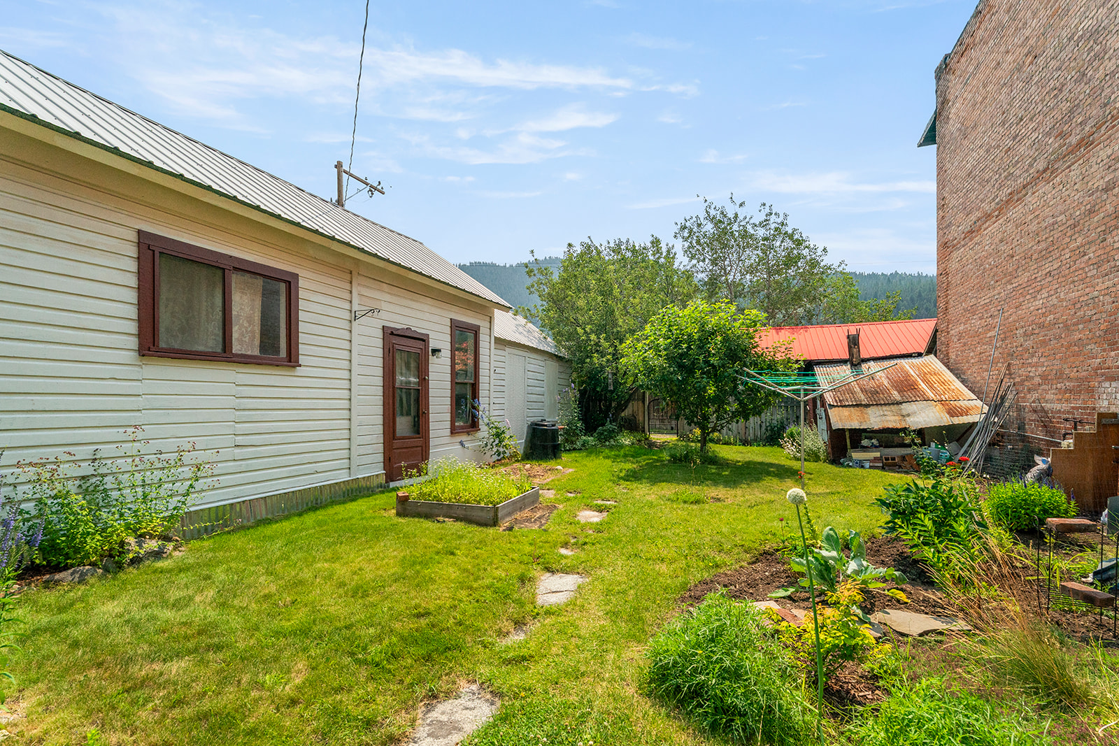 99 Basin Street Property Photo 23