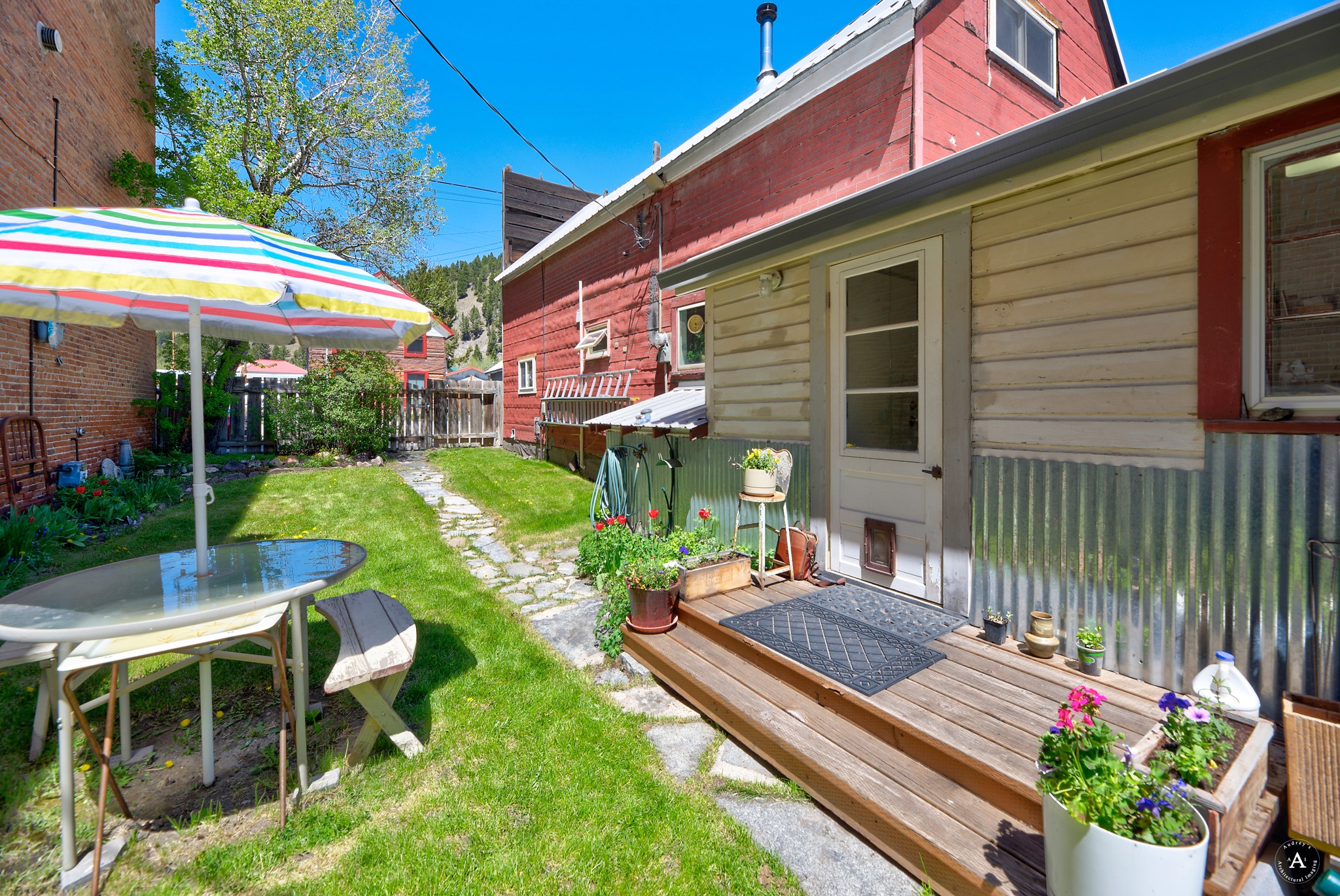 99 Basin Street Property Photo 32